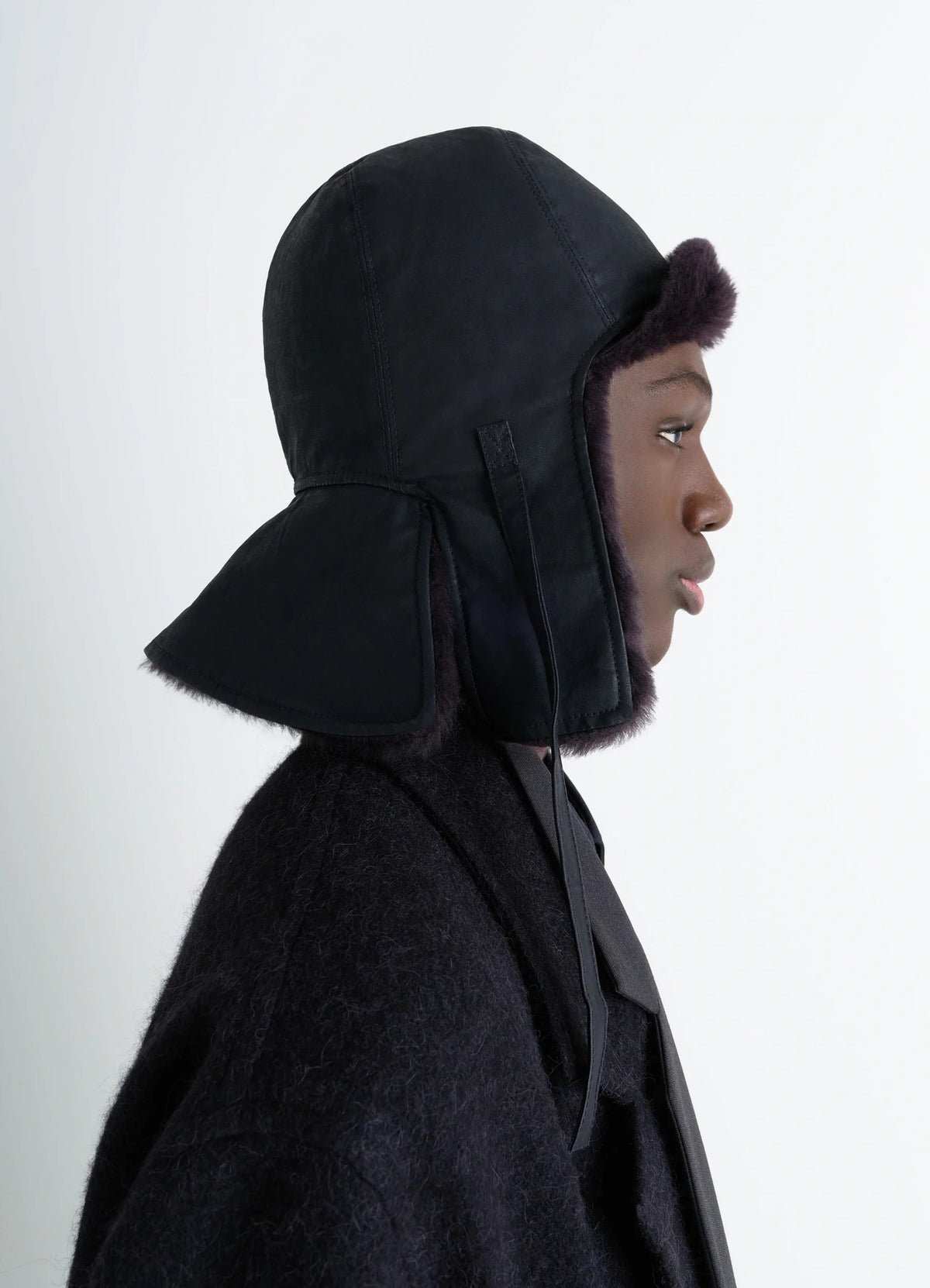 REVERSIBLE SHEARLING CHAPKA