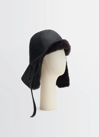 REVERSIBLE SHEARLING CHAPKA