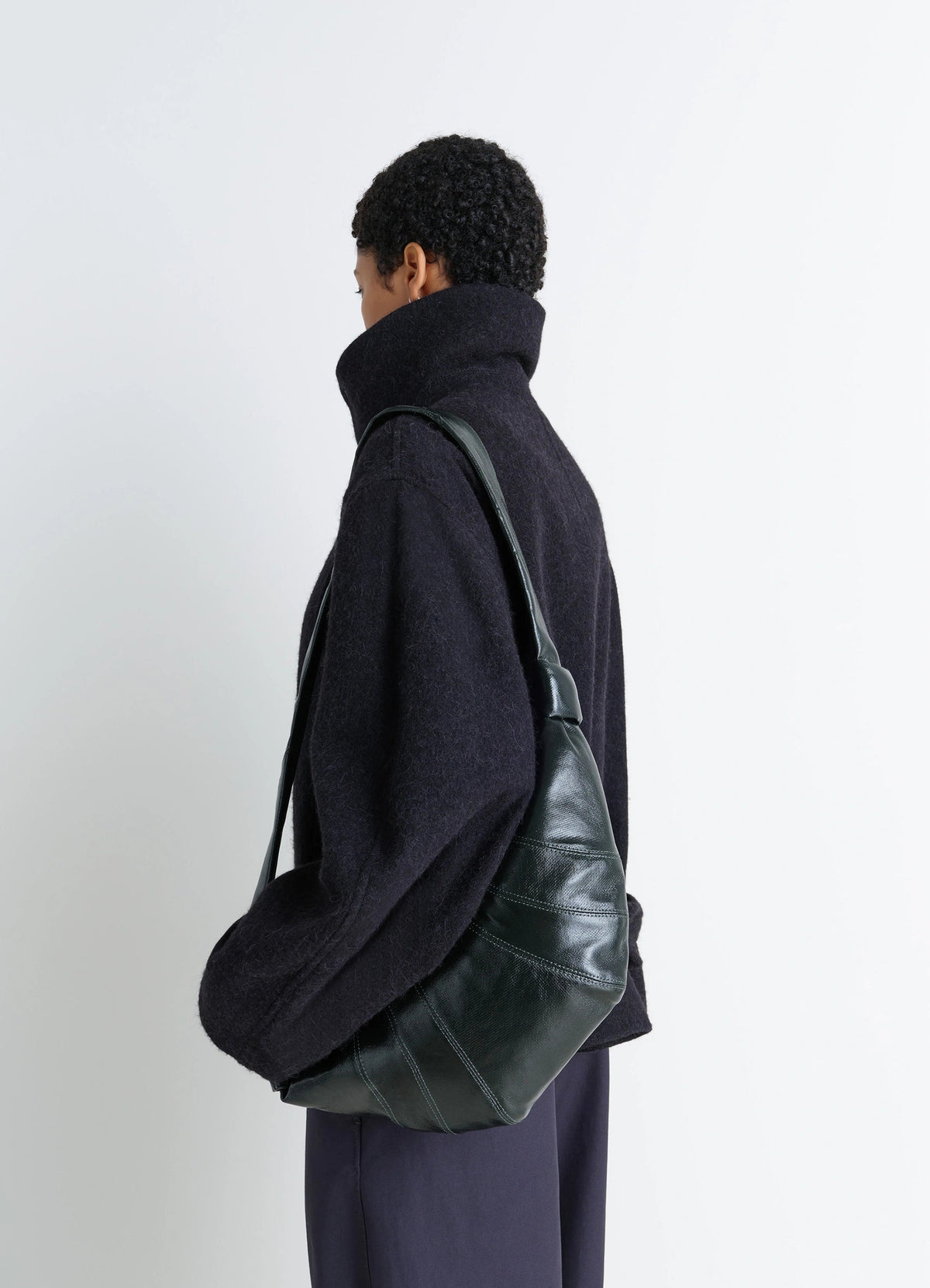 MEDIUM CROISSANT BAG
