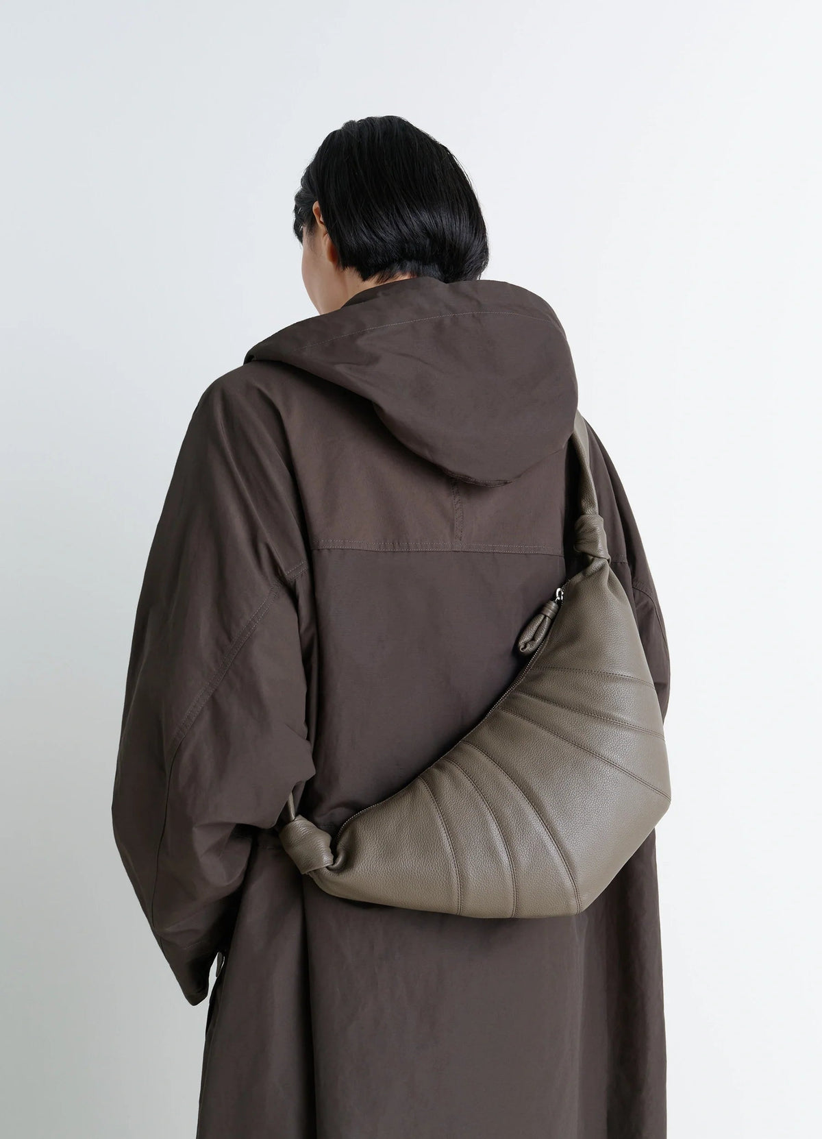 MEDIUM CROISSANT BAG