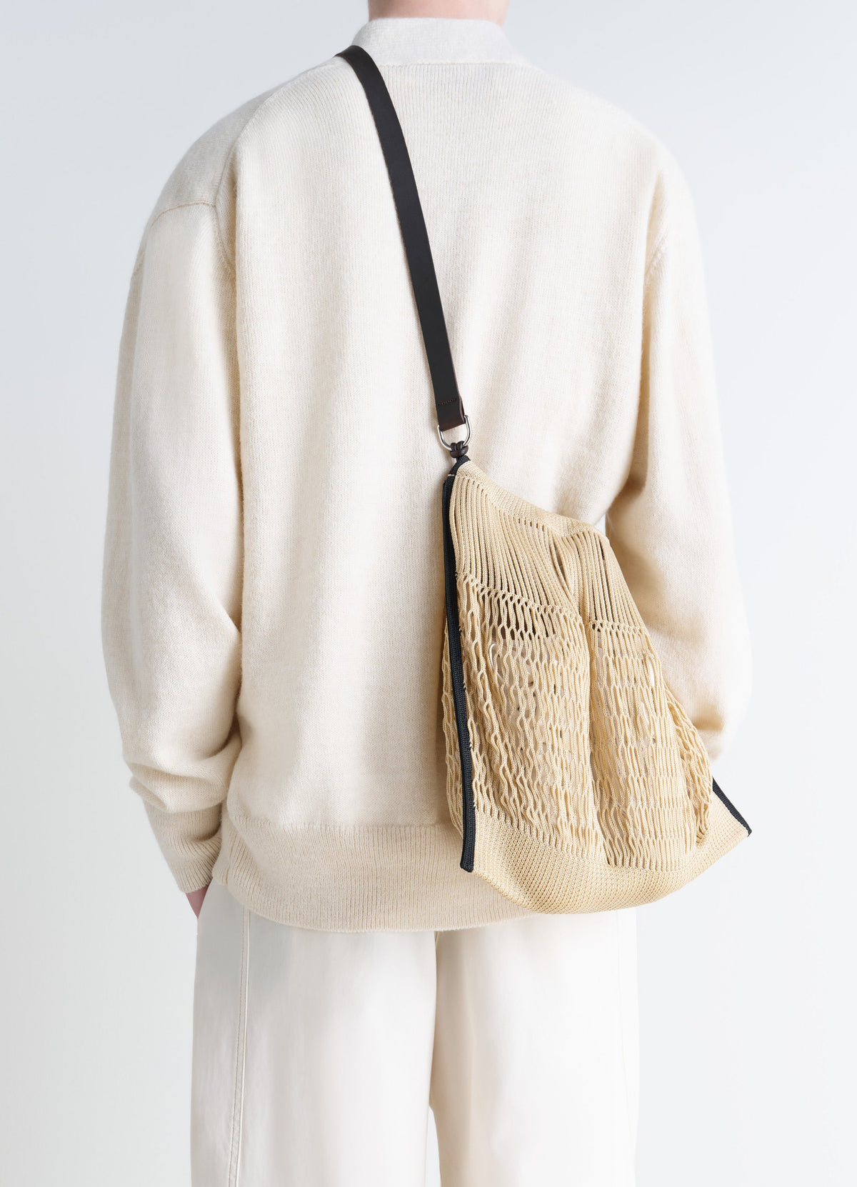 LARGE CROSSBODY FILT NET SHOPPING BAG