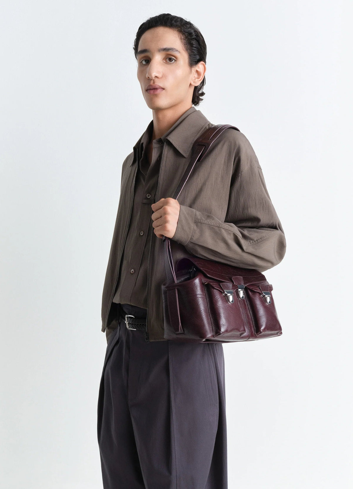 MEDIUM GEAR BAG