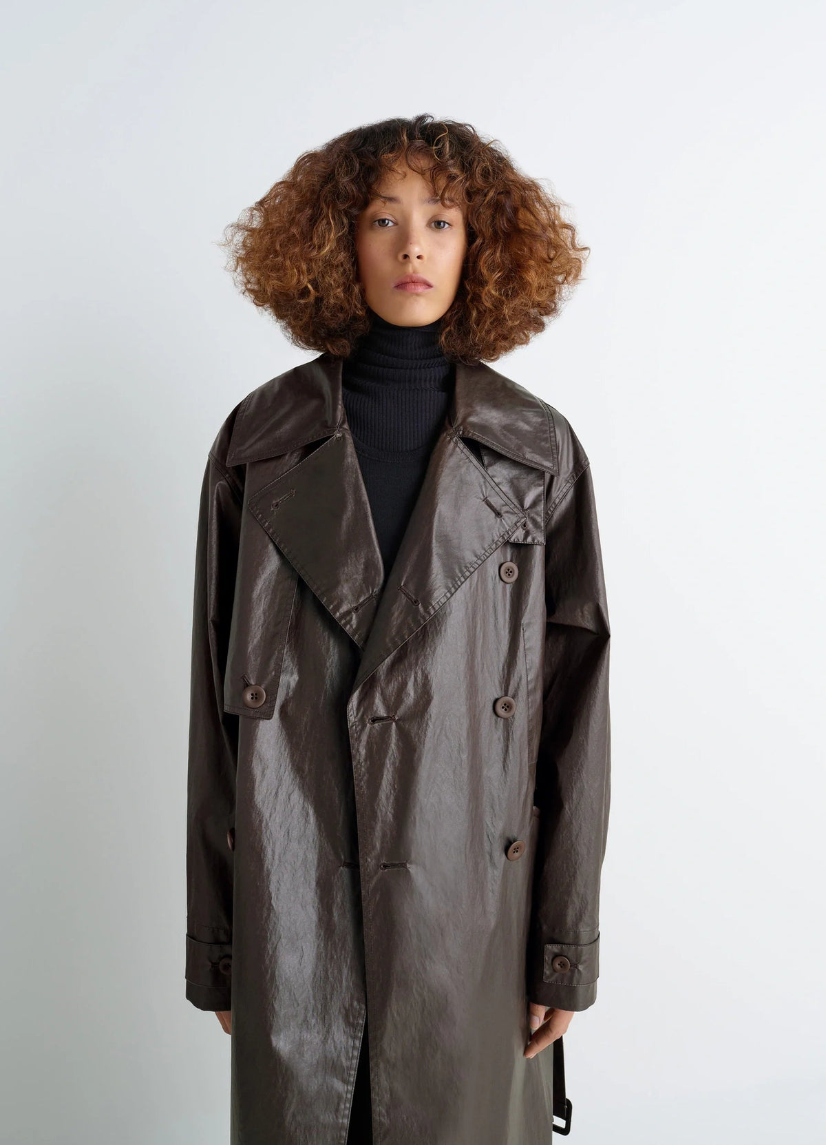 TRENCH COAT