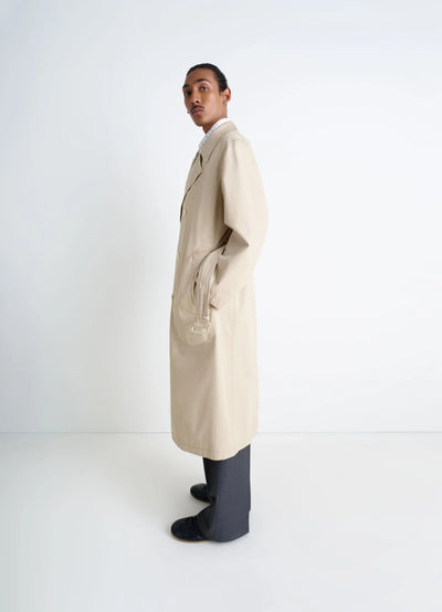 TRENCH COAT