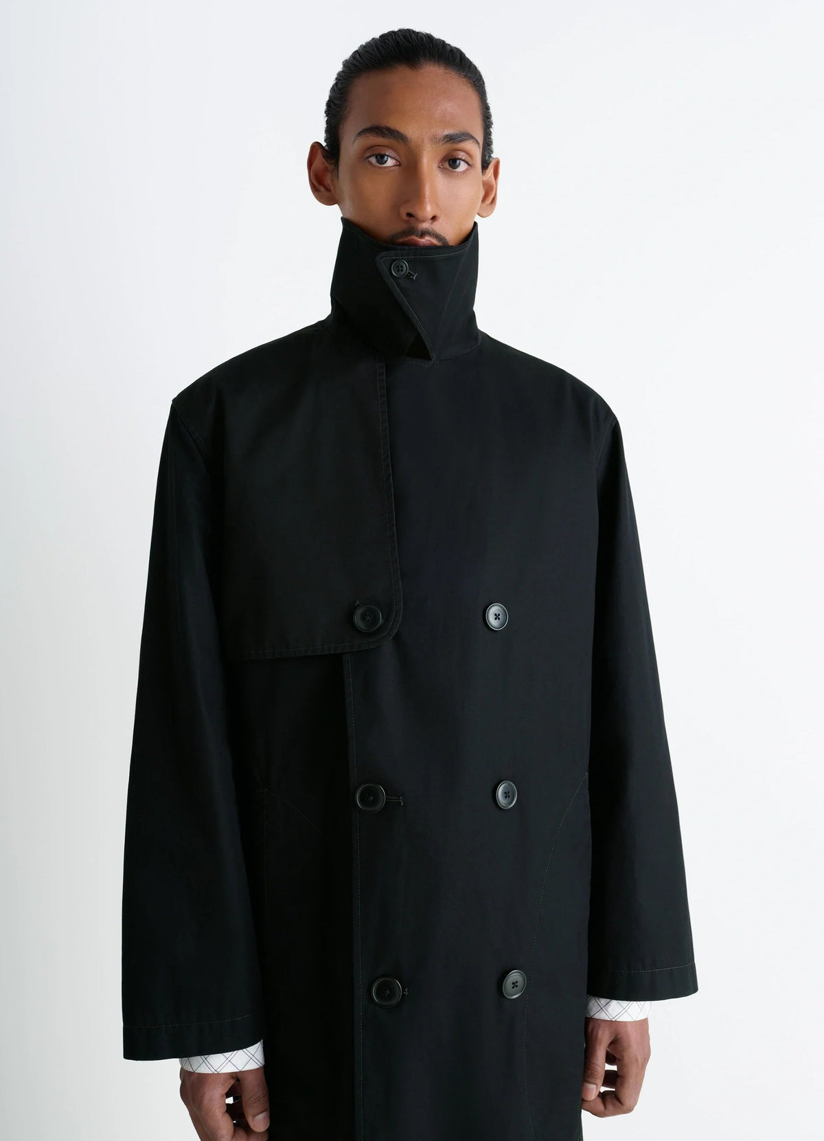TRENCH COAT