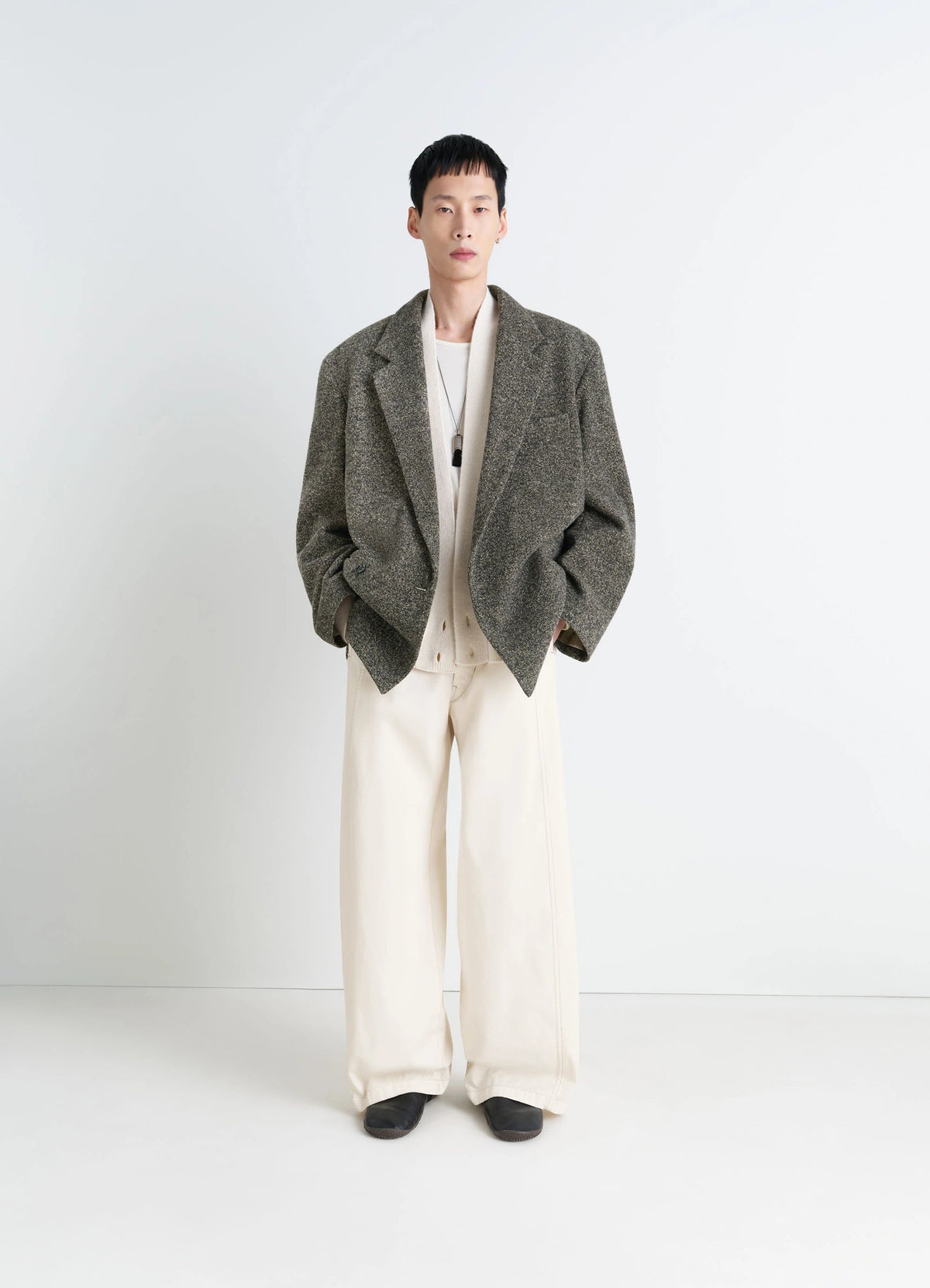SHORT DOUBLE BREASTED COAT