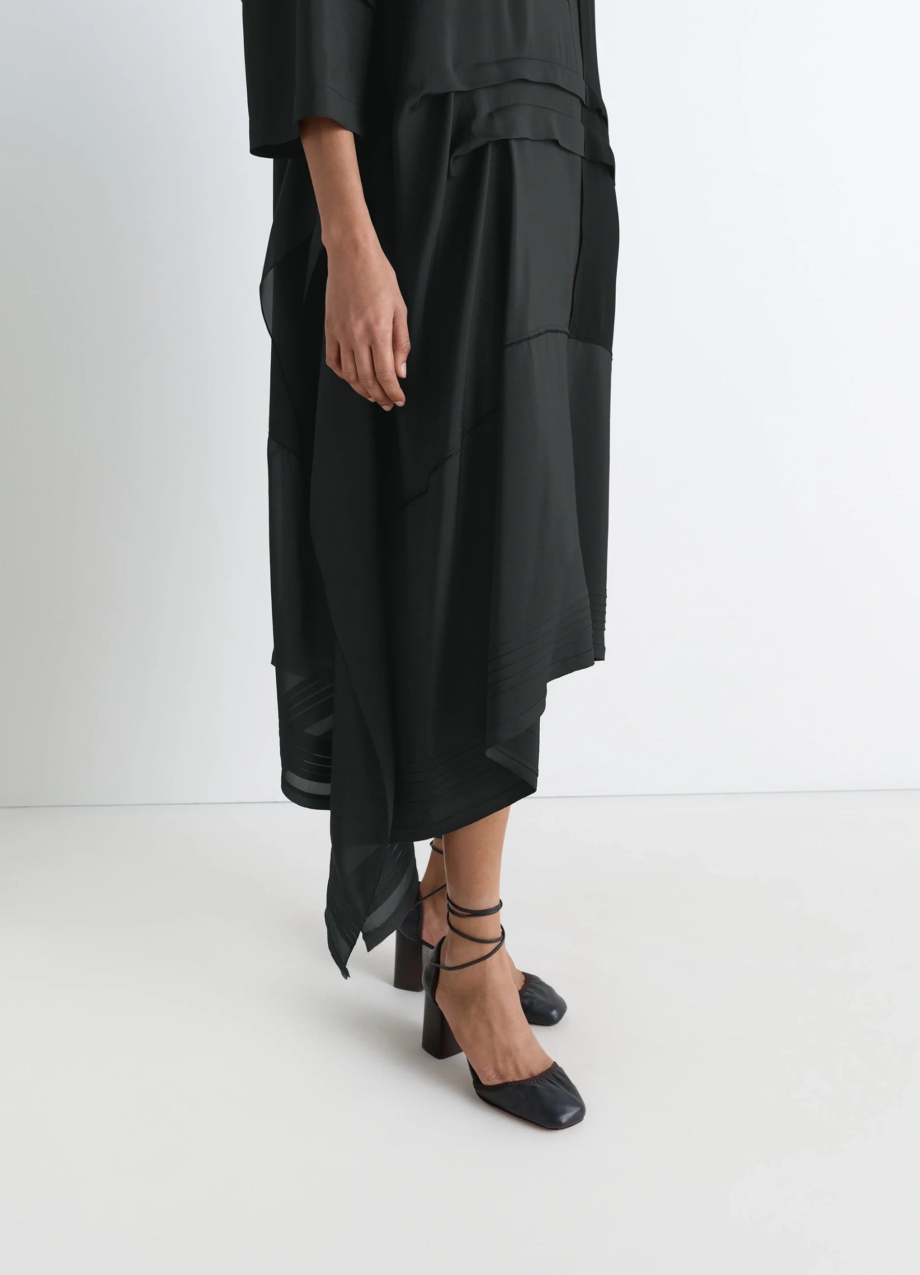 BLOUSE DRESS WITH PLEATS