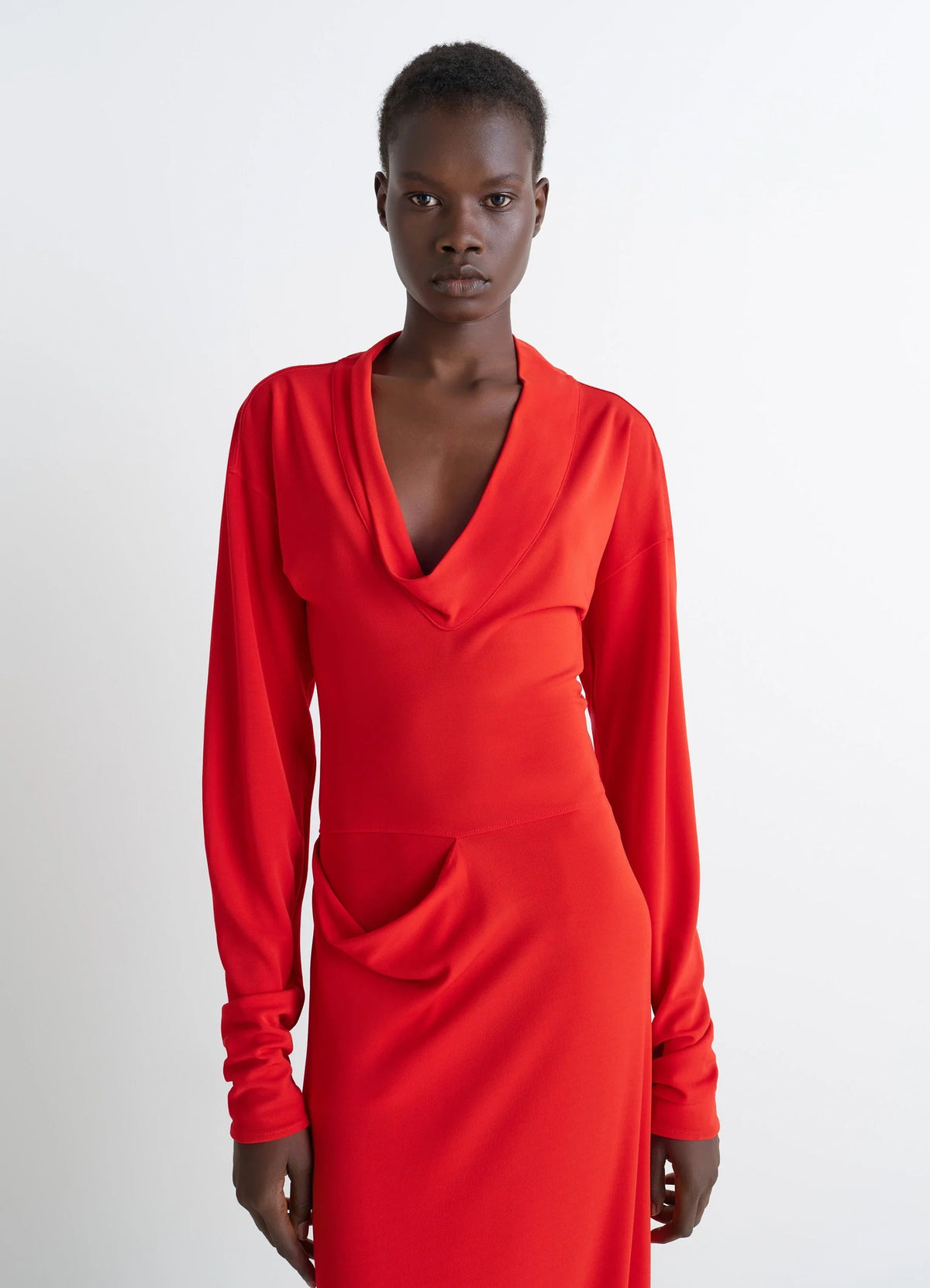 V-NECK DRESS