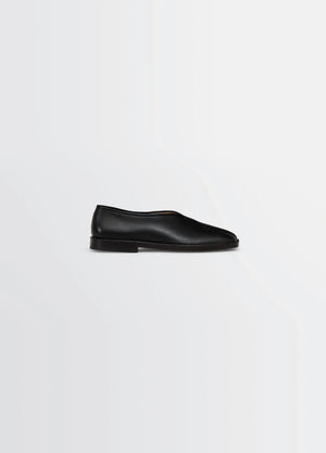 FLAT PIPED SLIPPERS