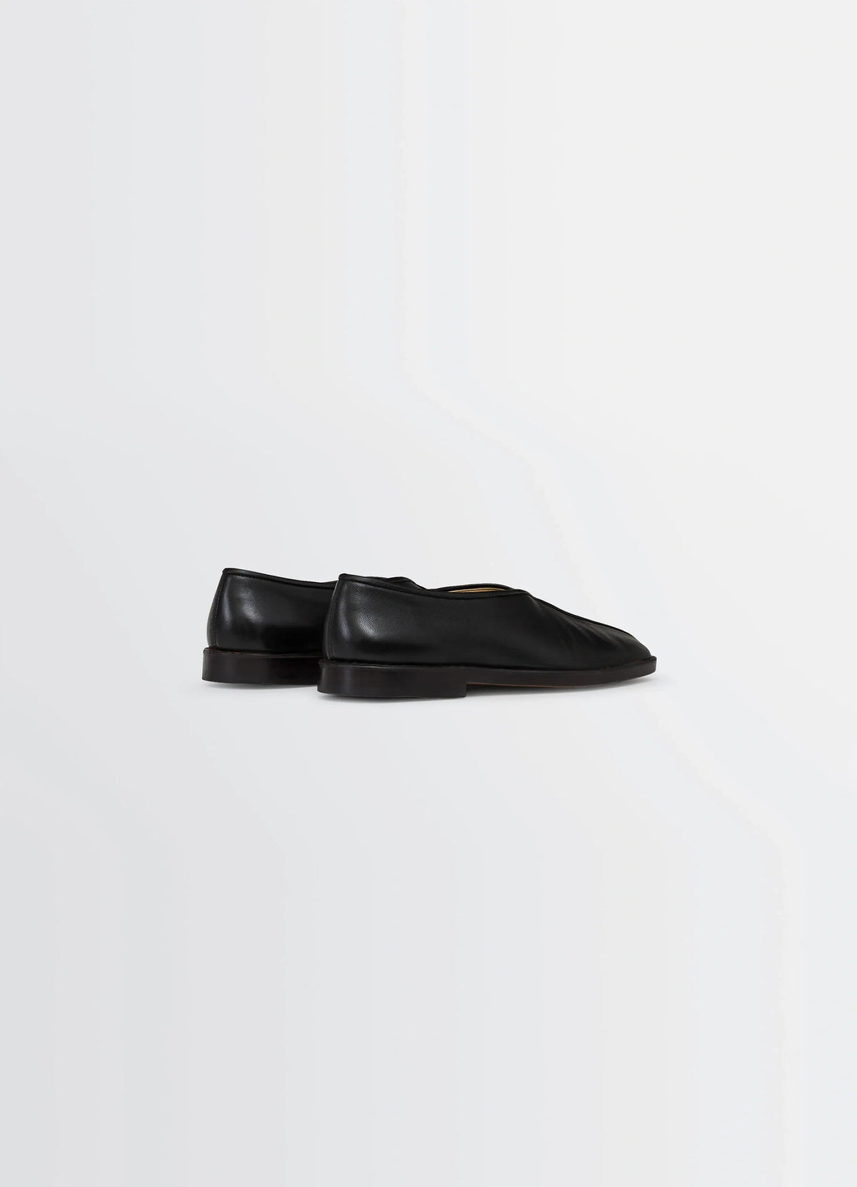 FLAT PIPED SLIPPERS