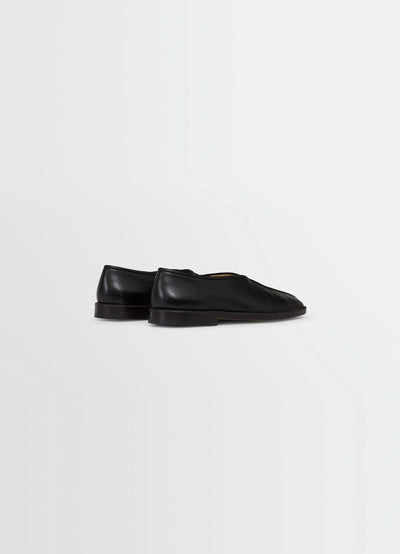 FLAT PIPED SLIPPERS