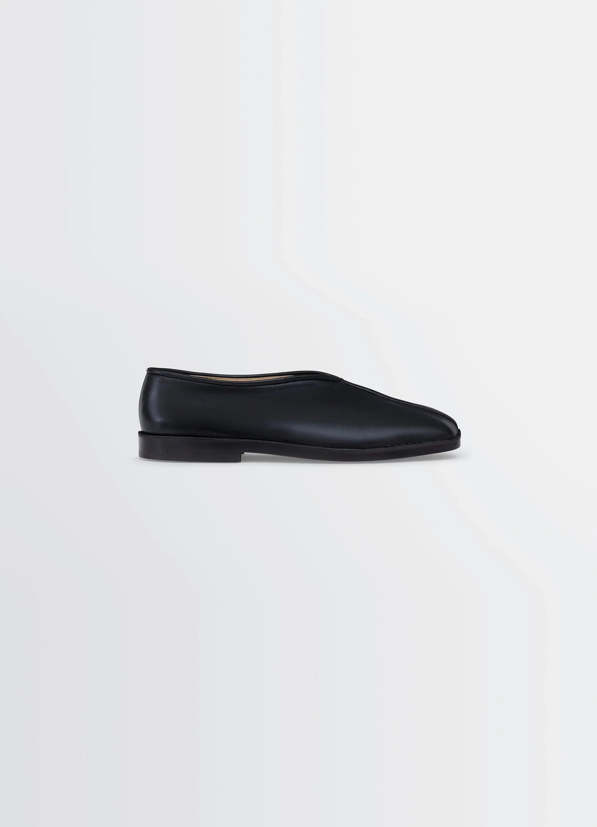 FLAT PIPED SLIPPERS