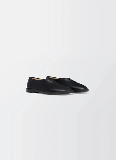 FLAT PIPED SLIPPERS
