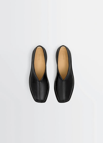 FLAT PIPED SLIPPERS