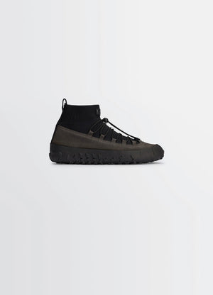 VIBRAM WRAP ON SNEAKERS