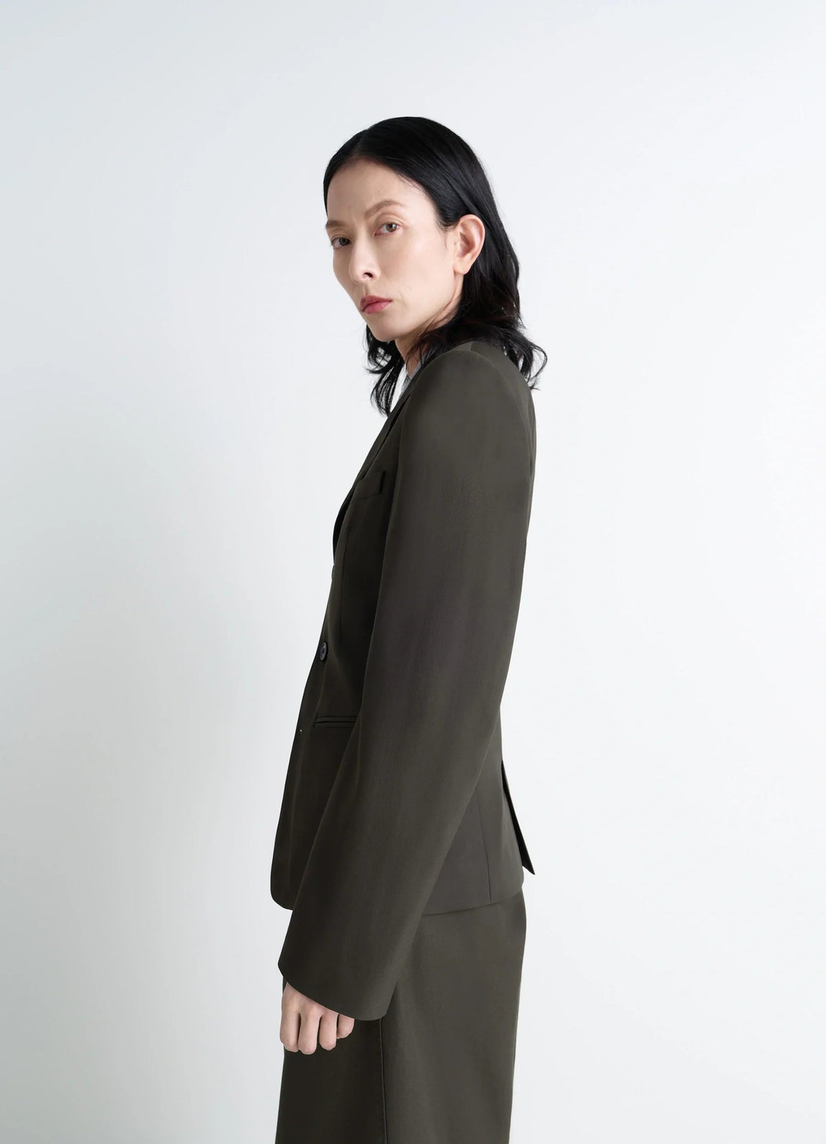 SINGLE-BREASTED FITTED TAILORED JACKET
