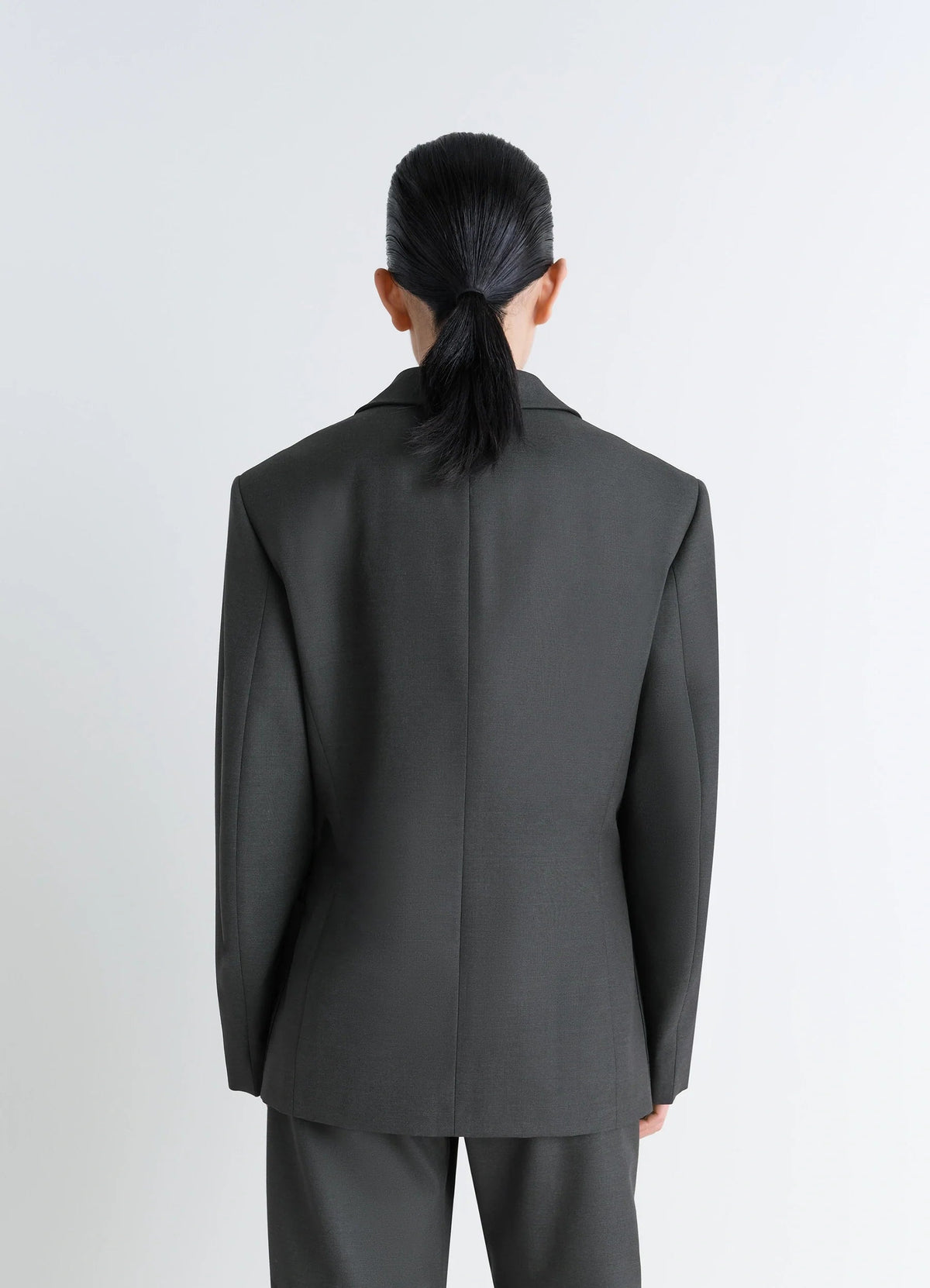 DOUBLE-BREASTED TAILORED JACKET