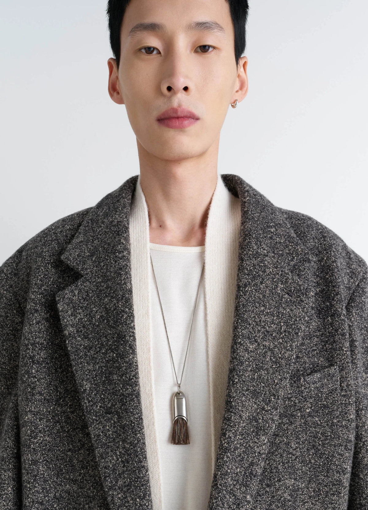 PERSONAL BRUSH NECKLACE