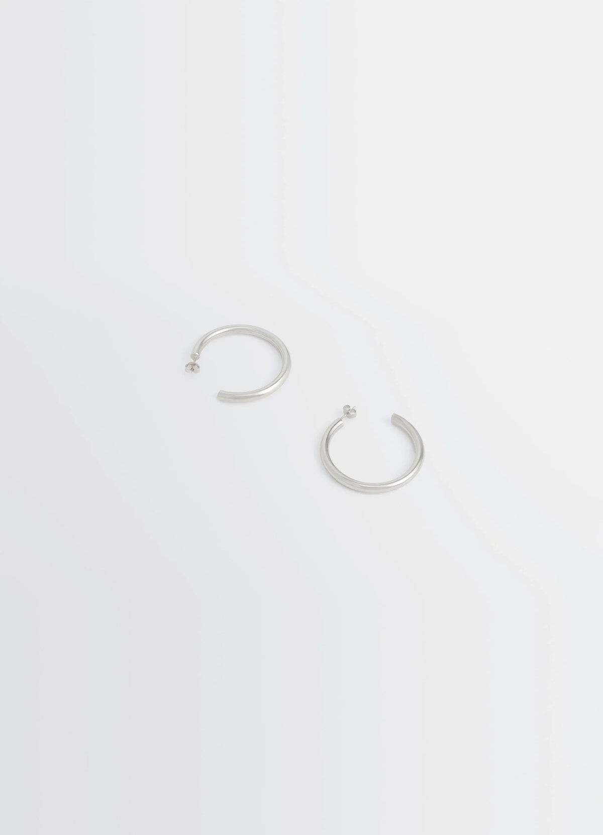 CLASSIC HOOPS M
