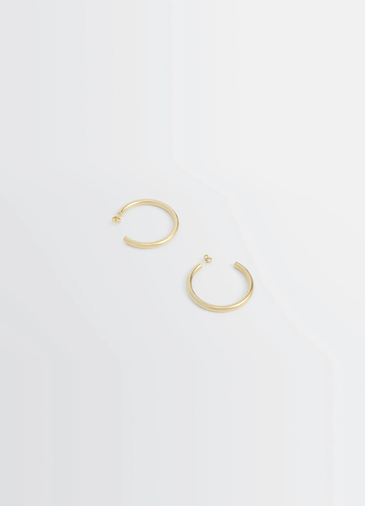 CLASSIC HOOPS M