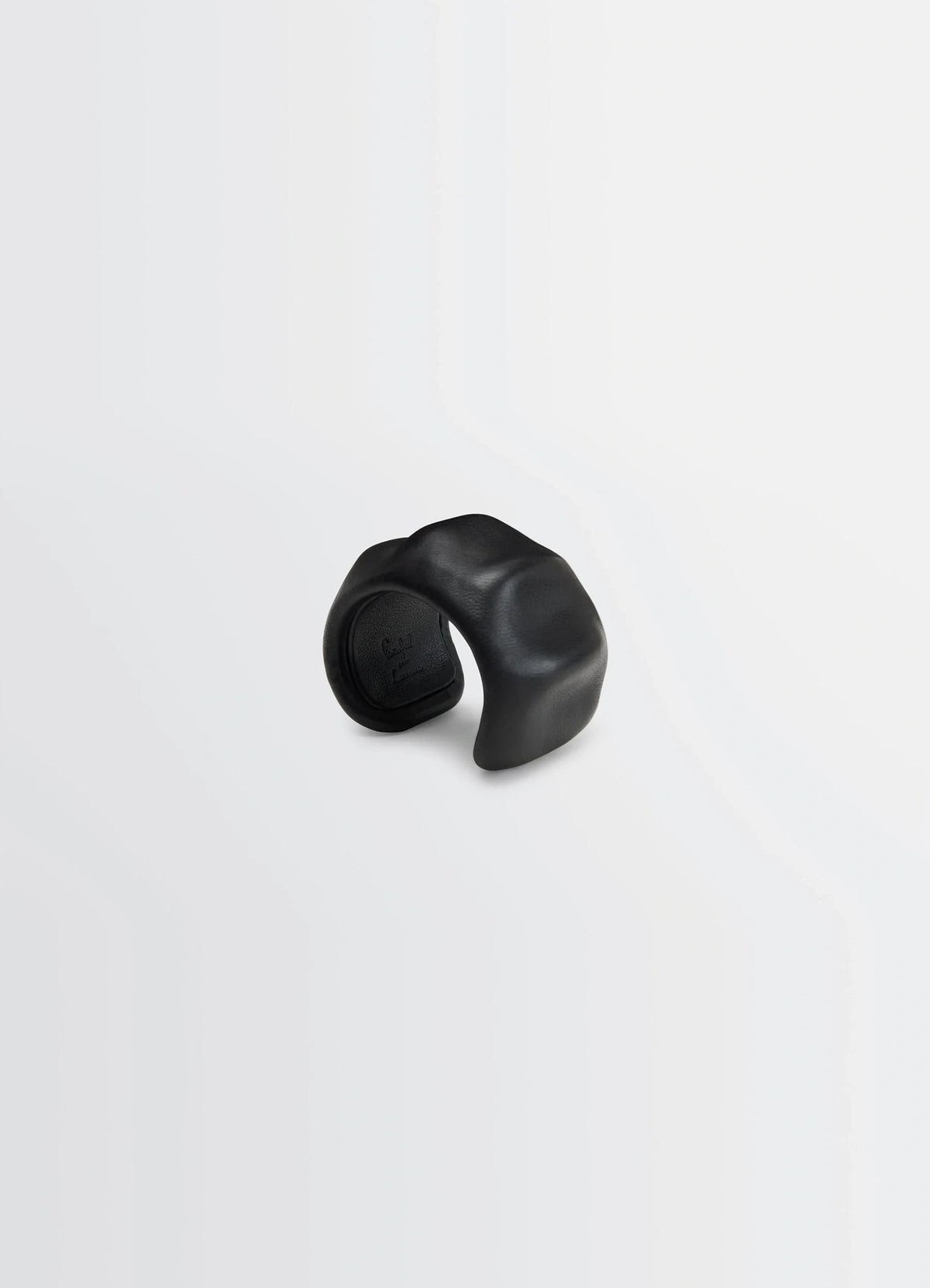 CARLOS CUFF