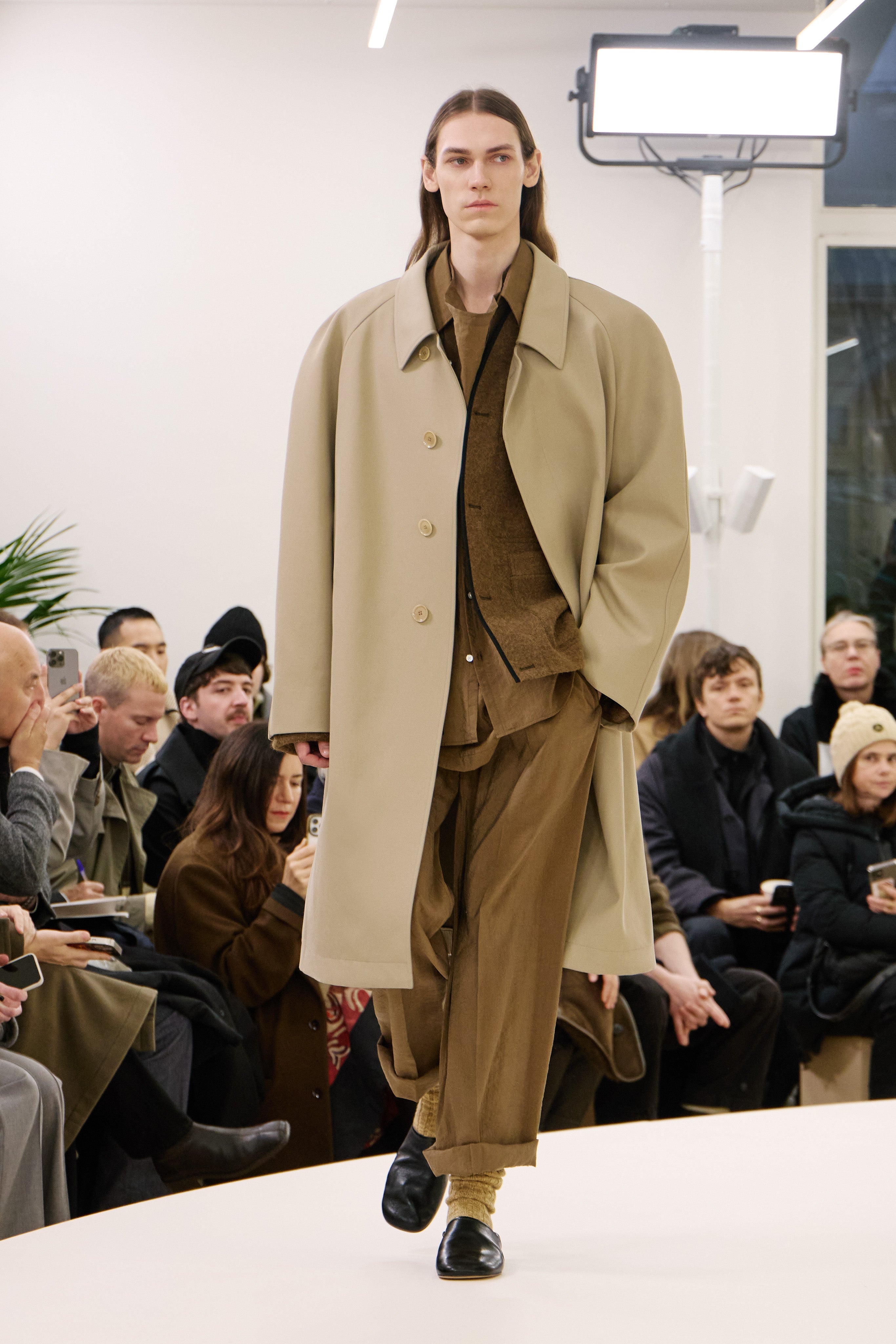 LOOK 4