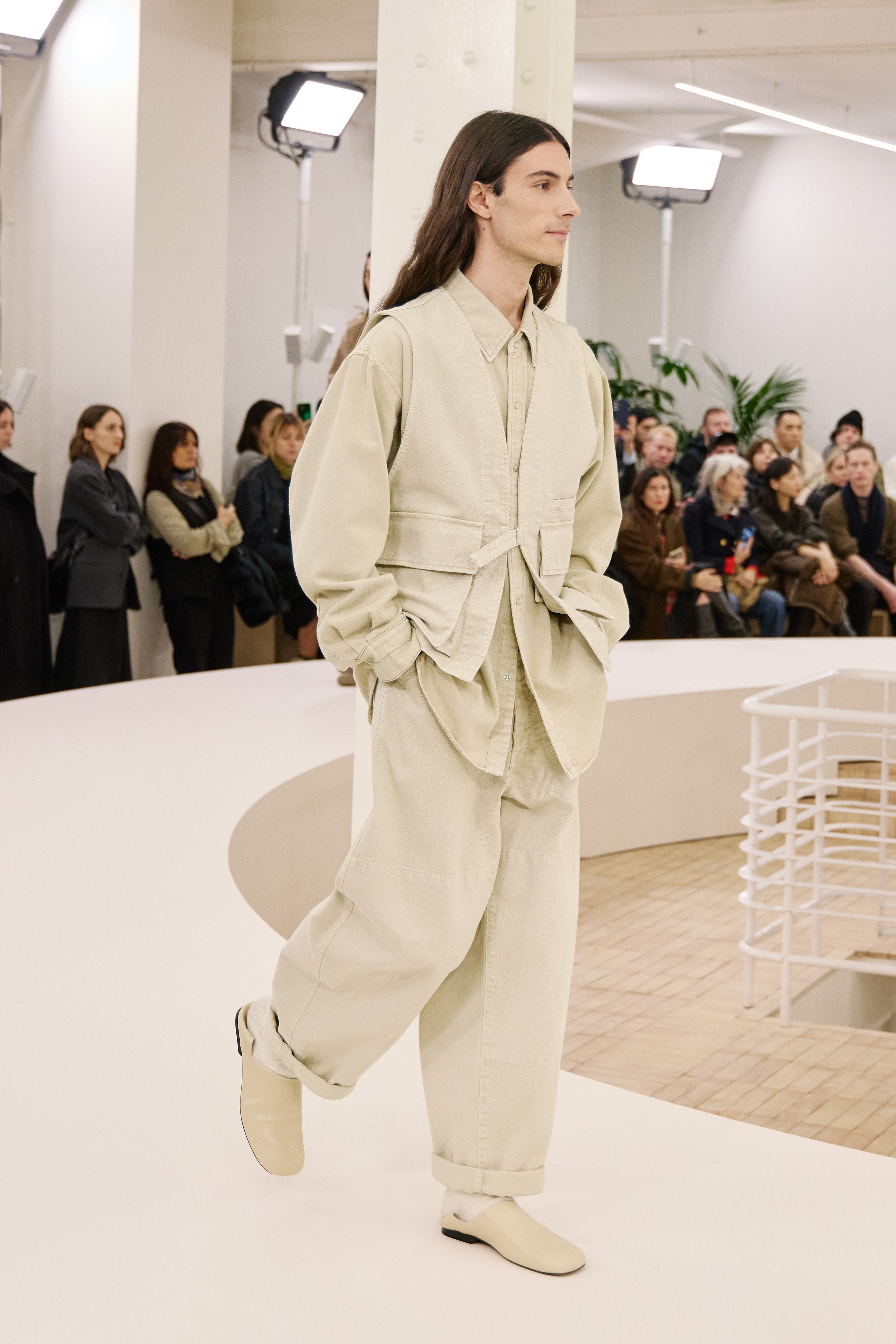 LOOK 30