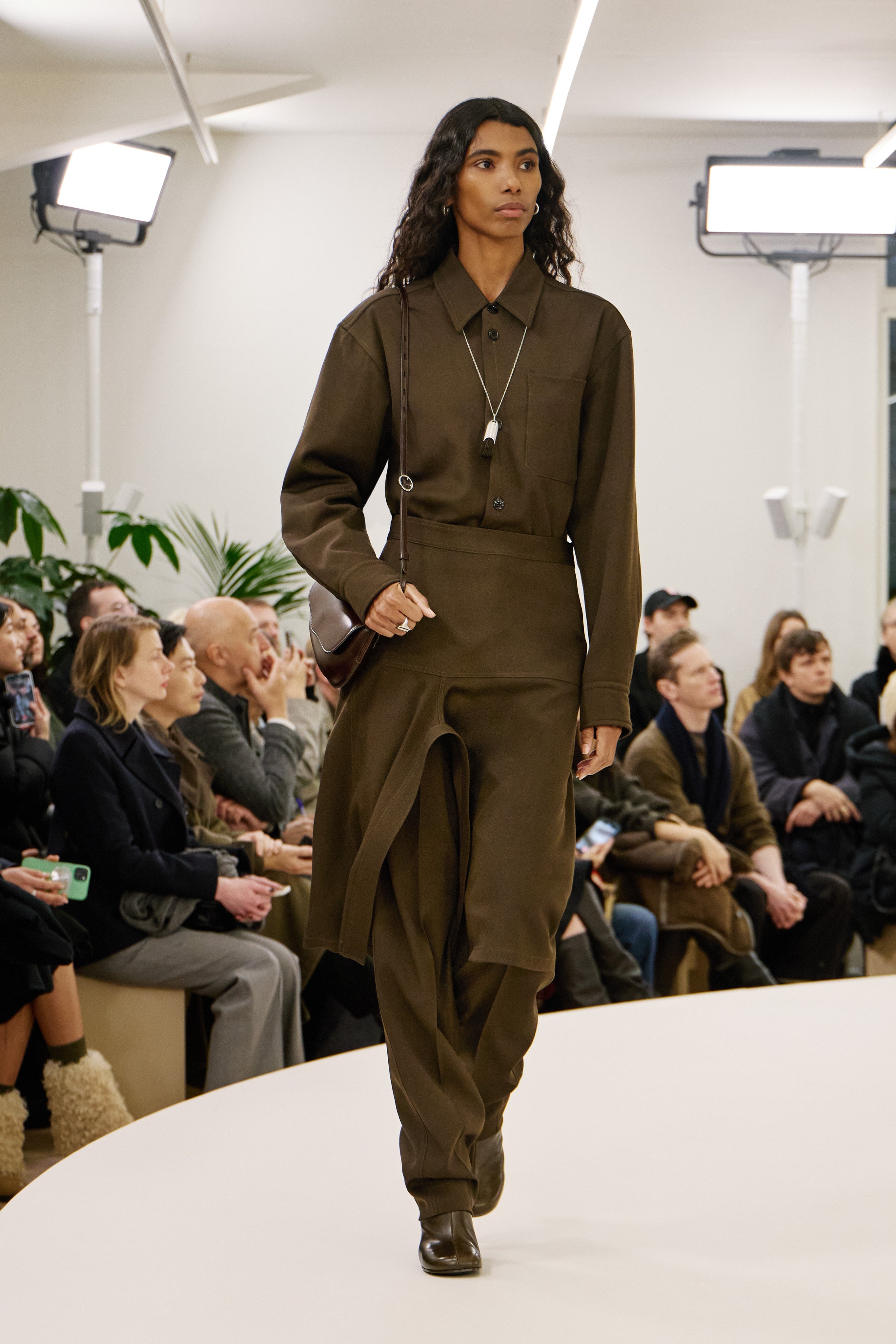 LOOK 35