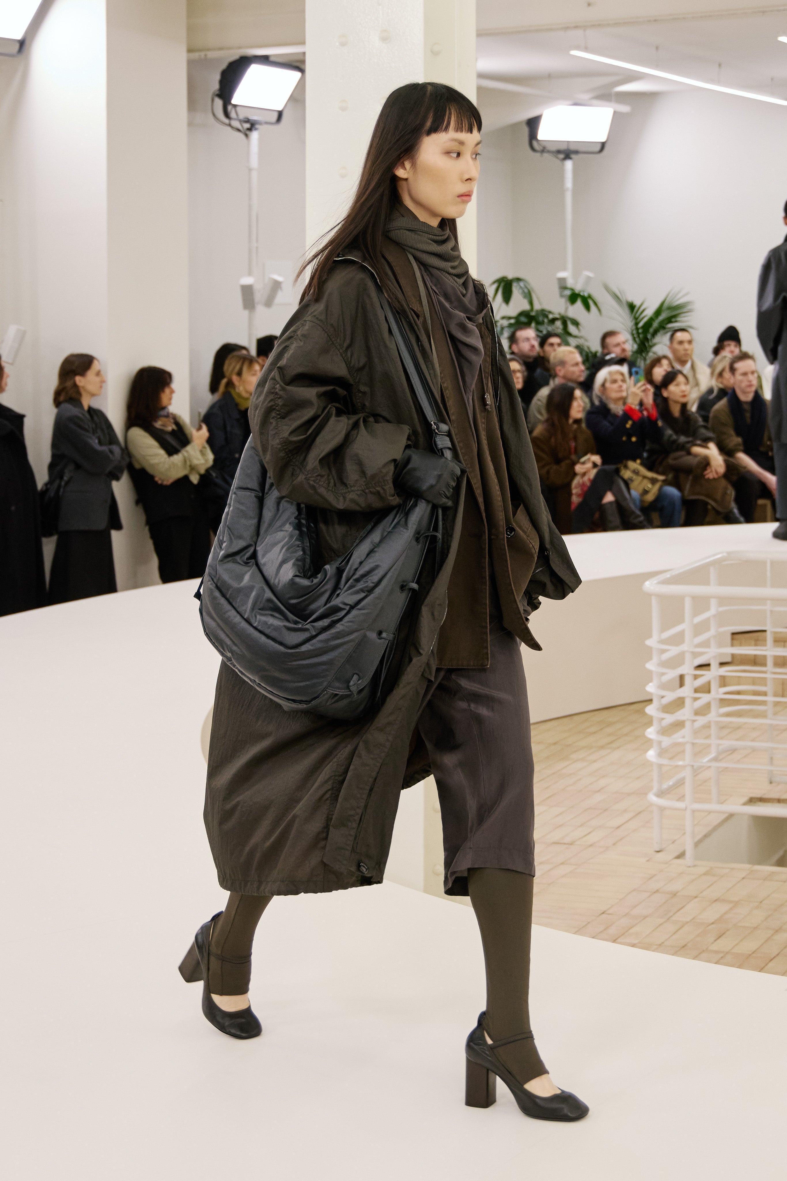 LOOK 36