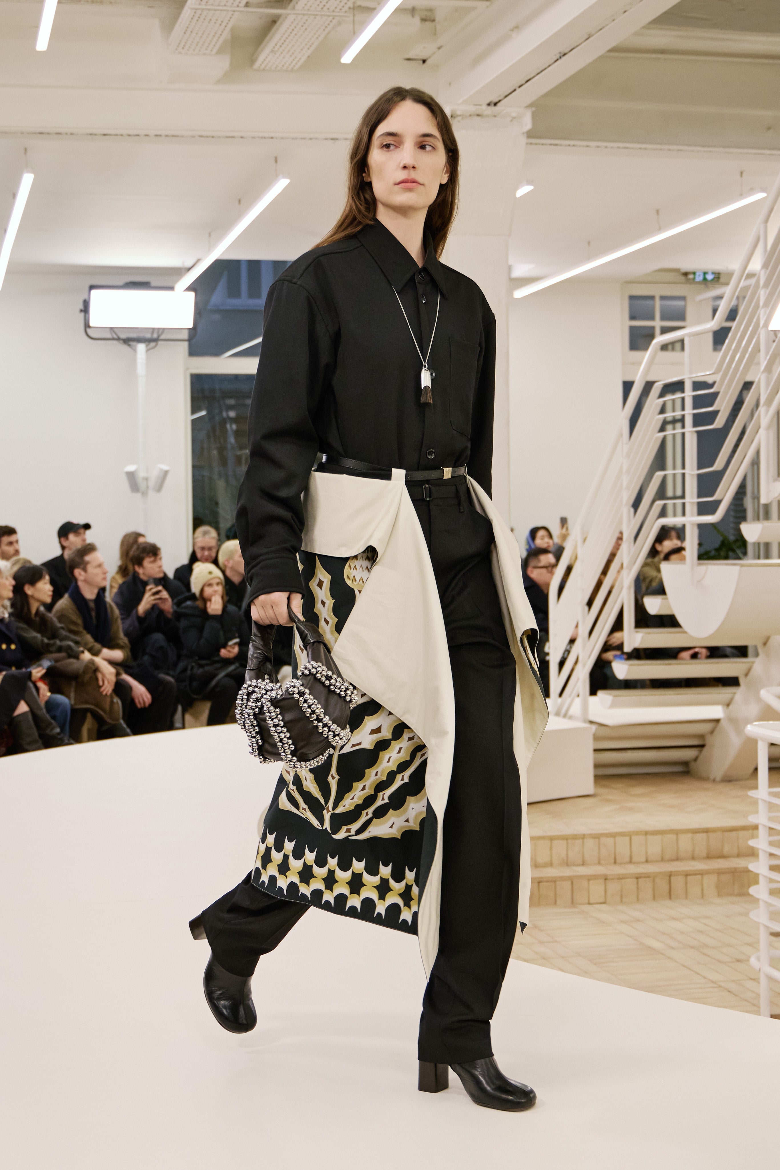 LOOK 48