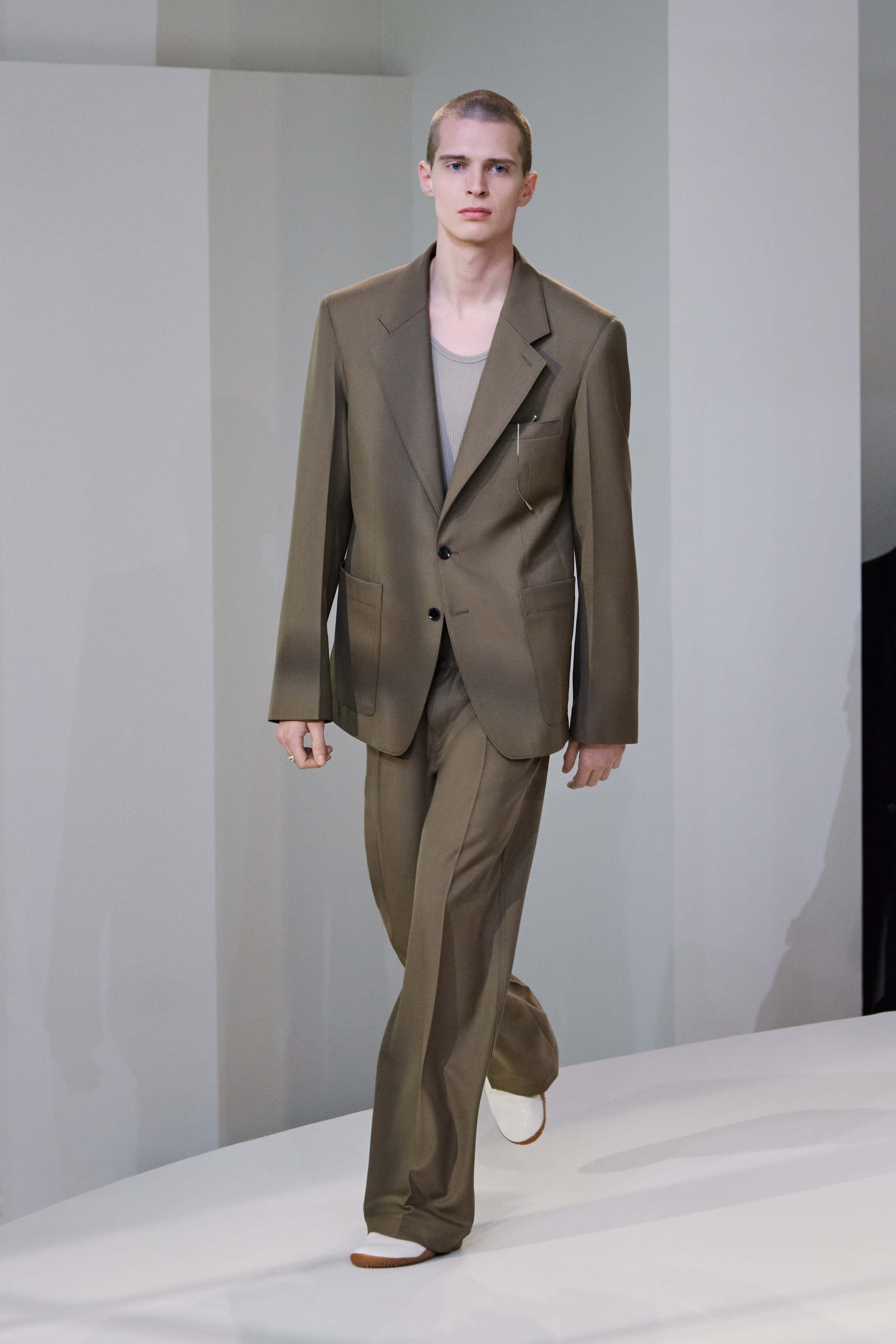LOOK 9