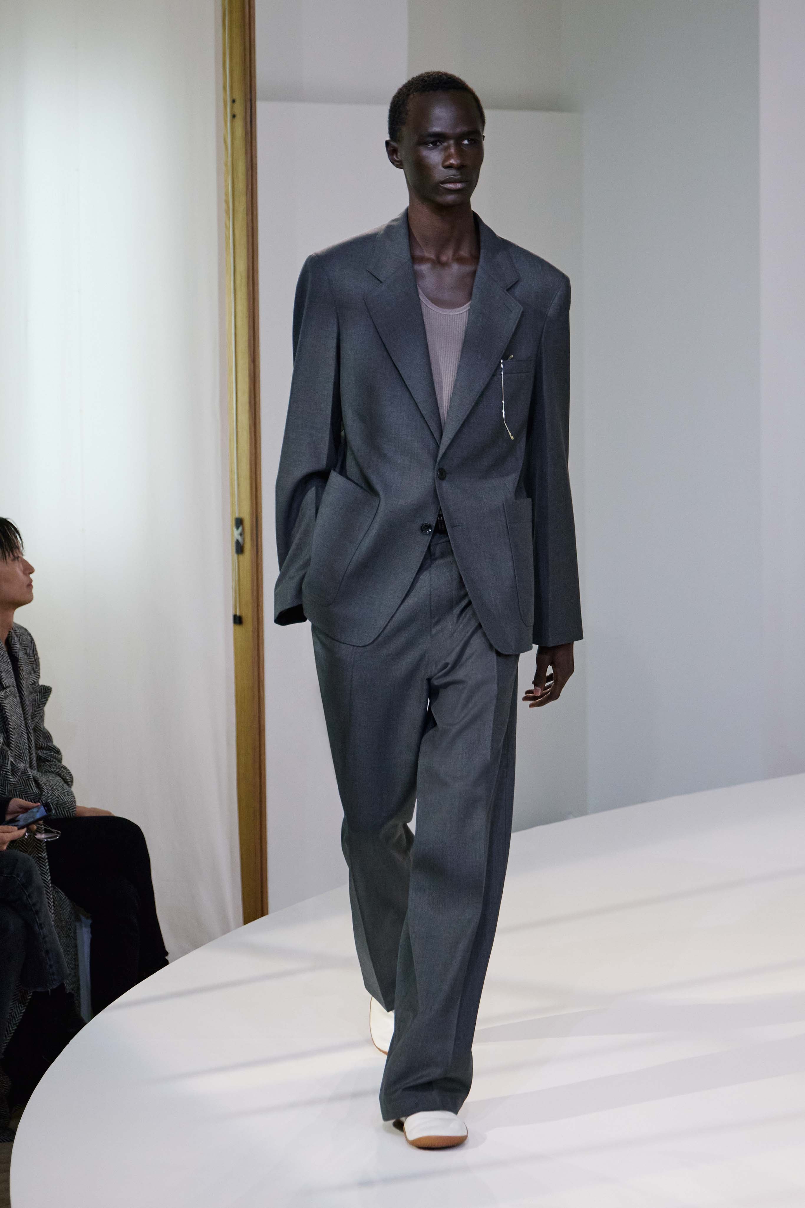 LOOK 13