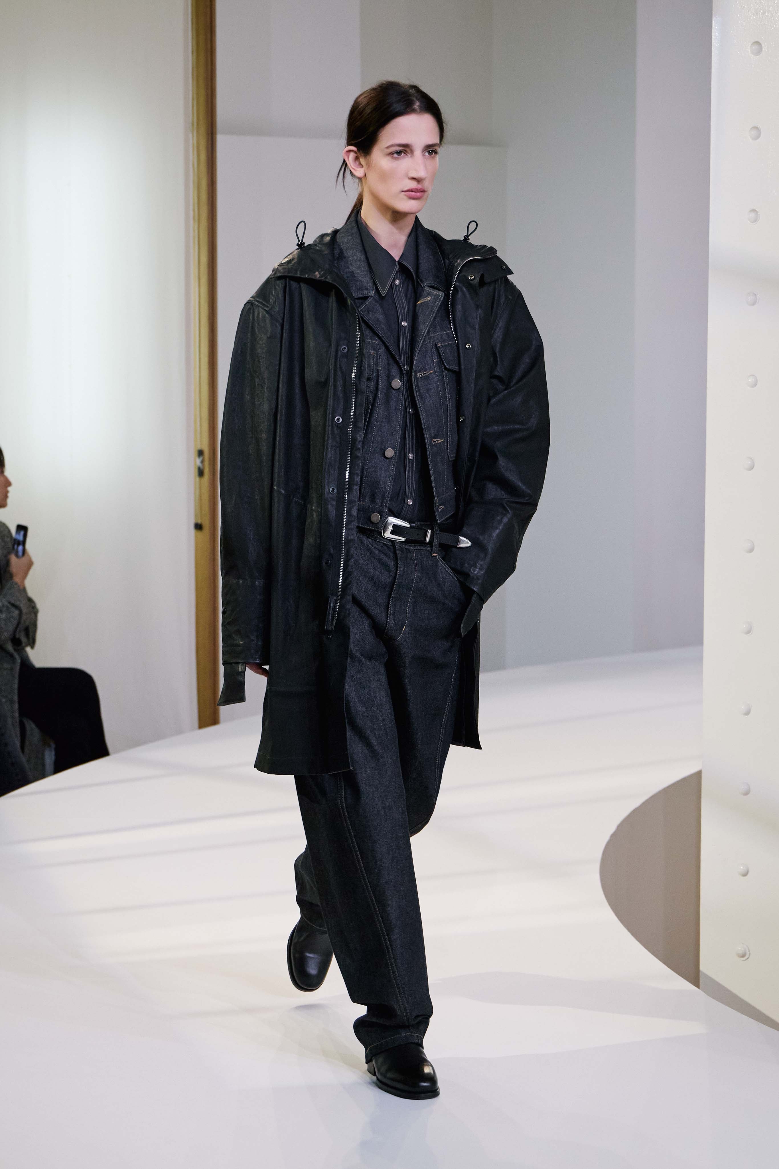 LOOK 26
