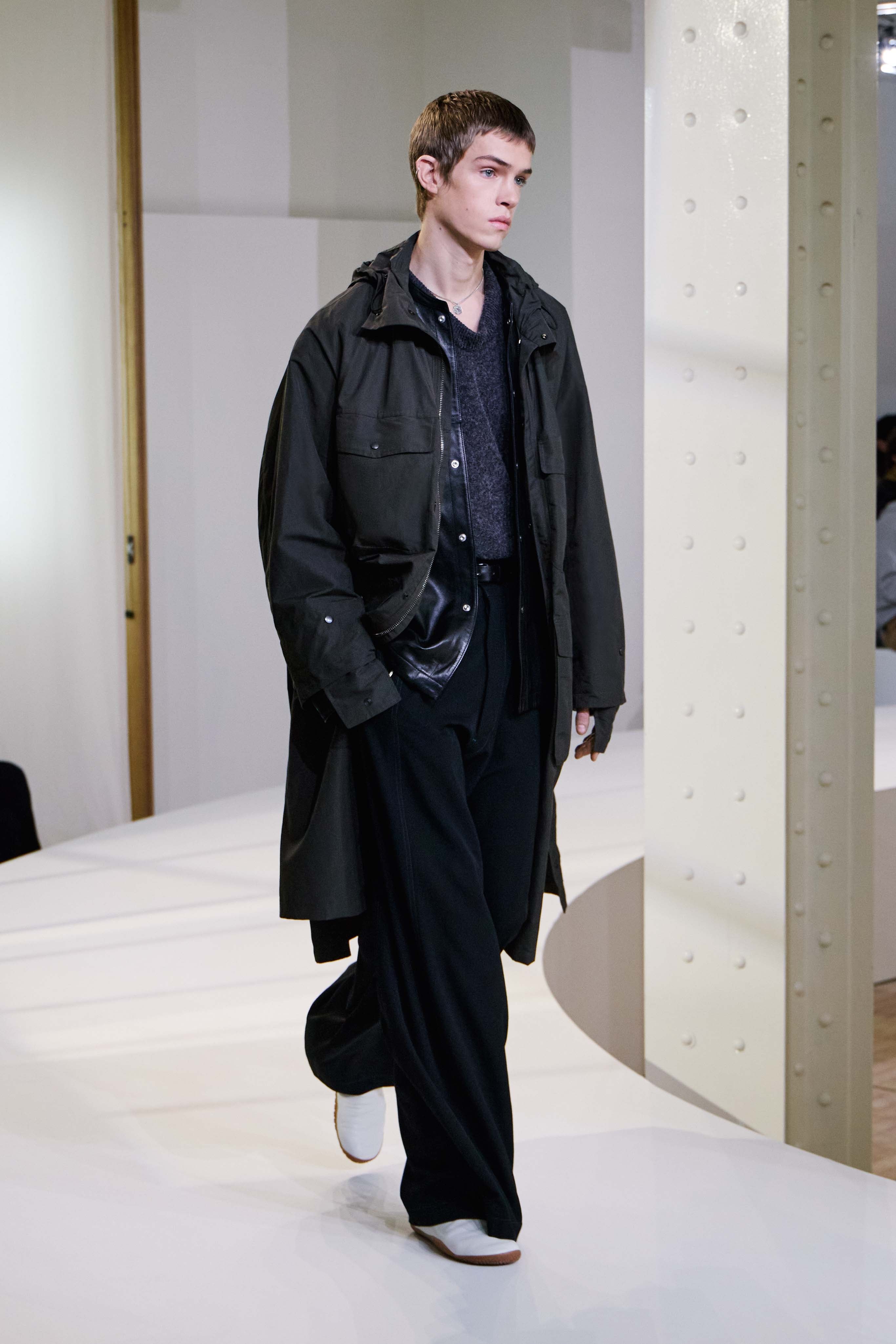 LOOK 30