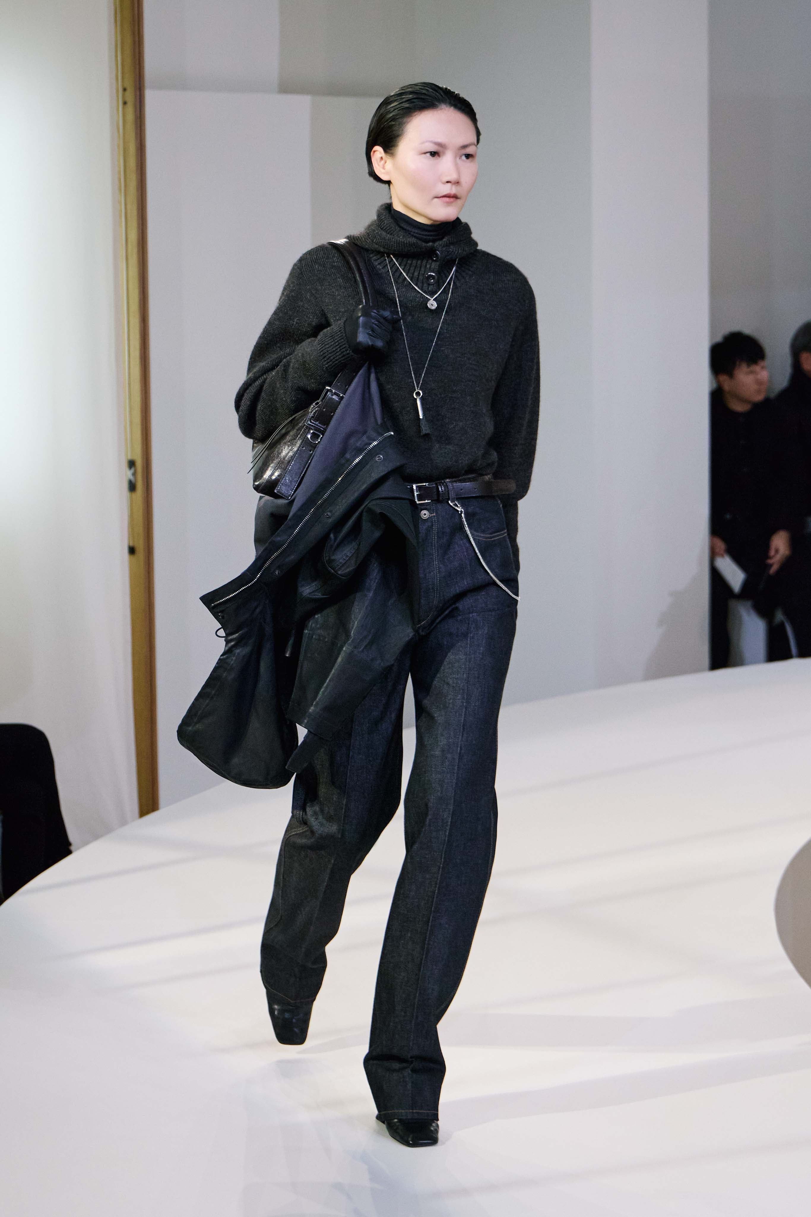 LOOK 36