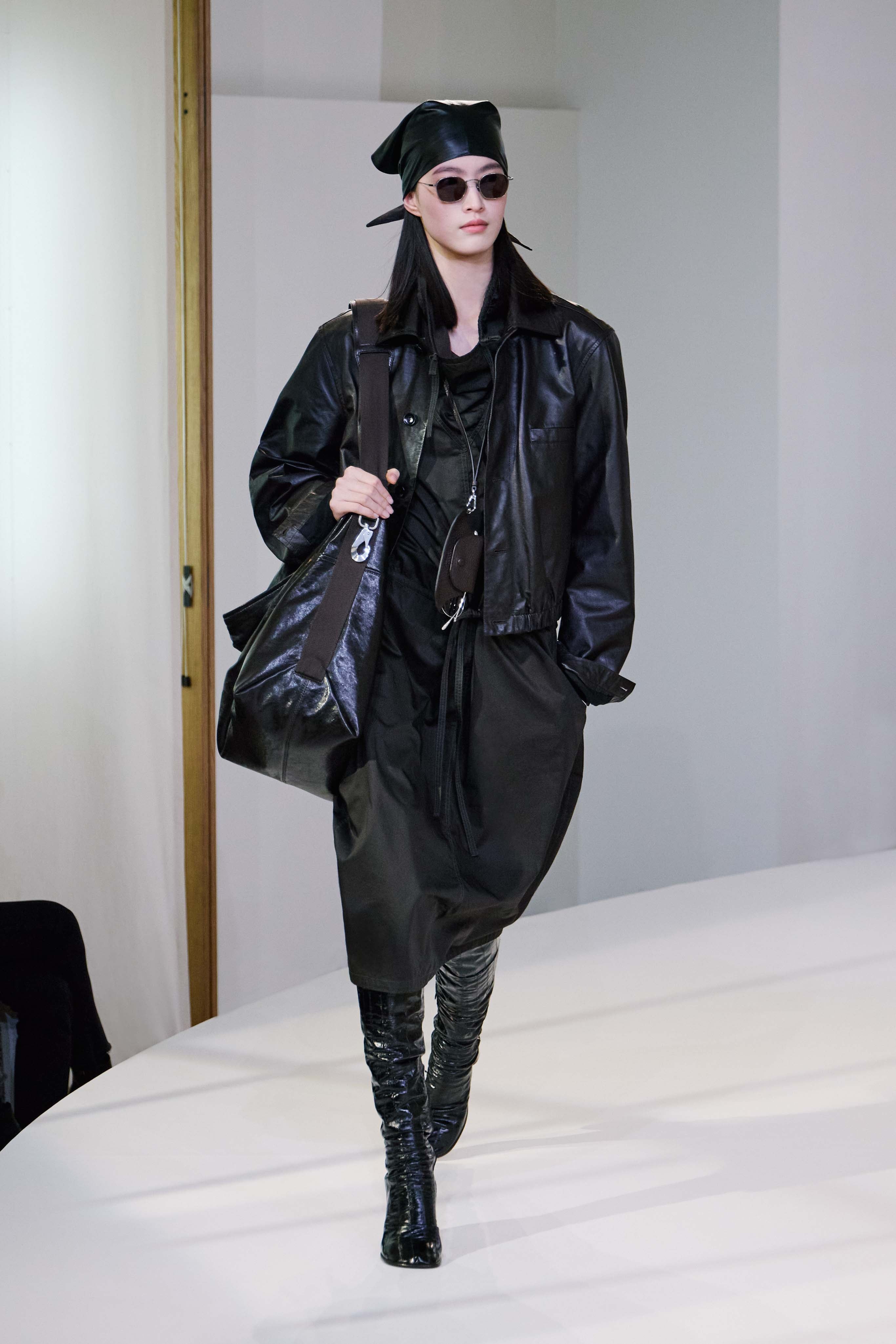 LOOK 38