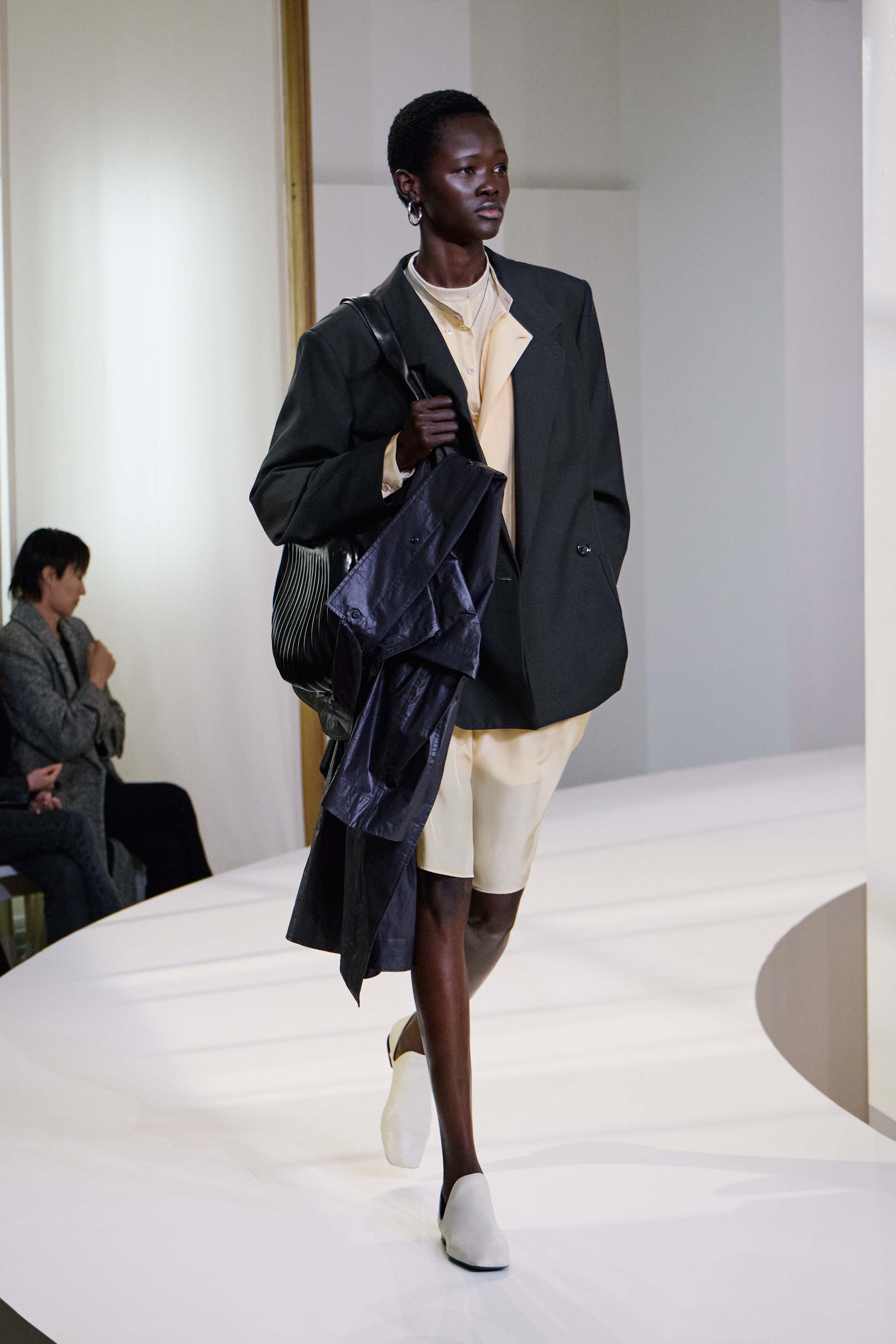 LOOK 42