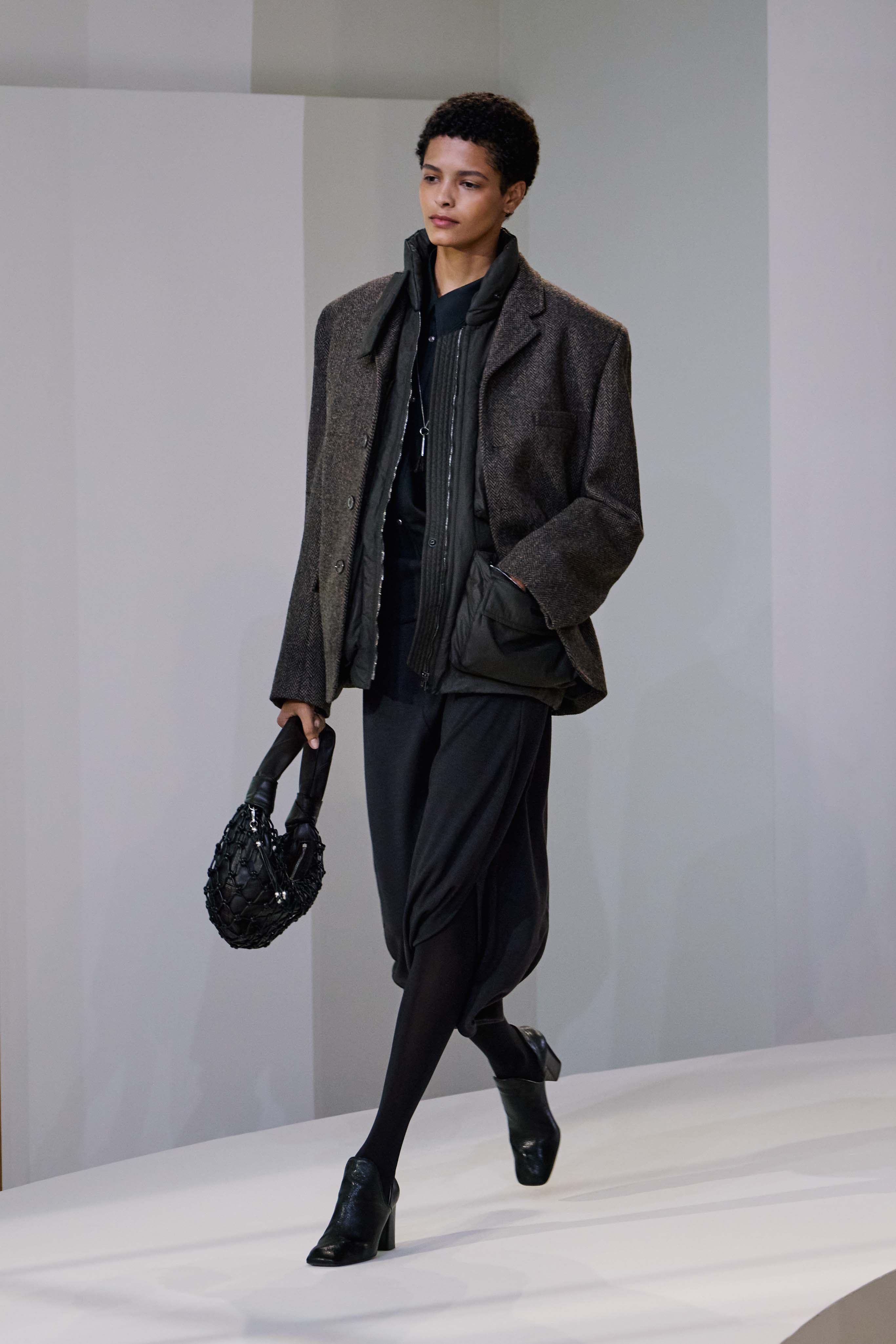 LOOK 43