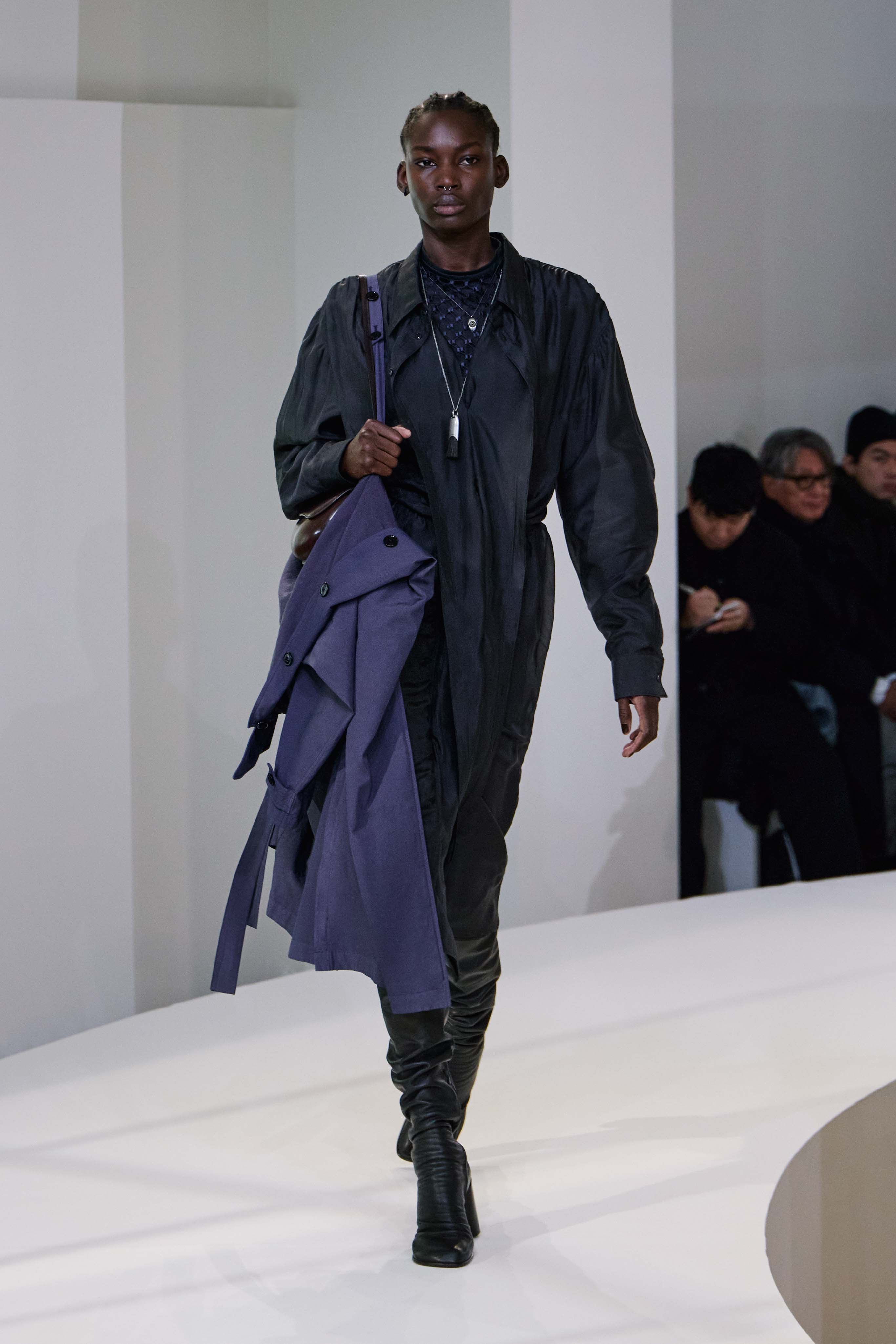 LOOK 48