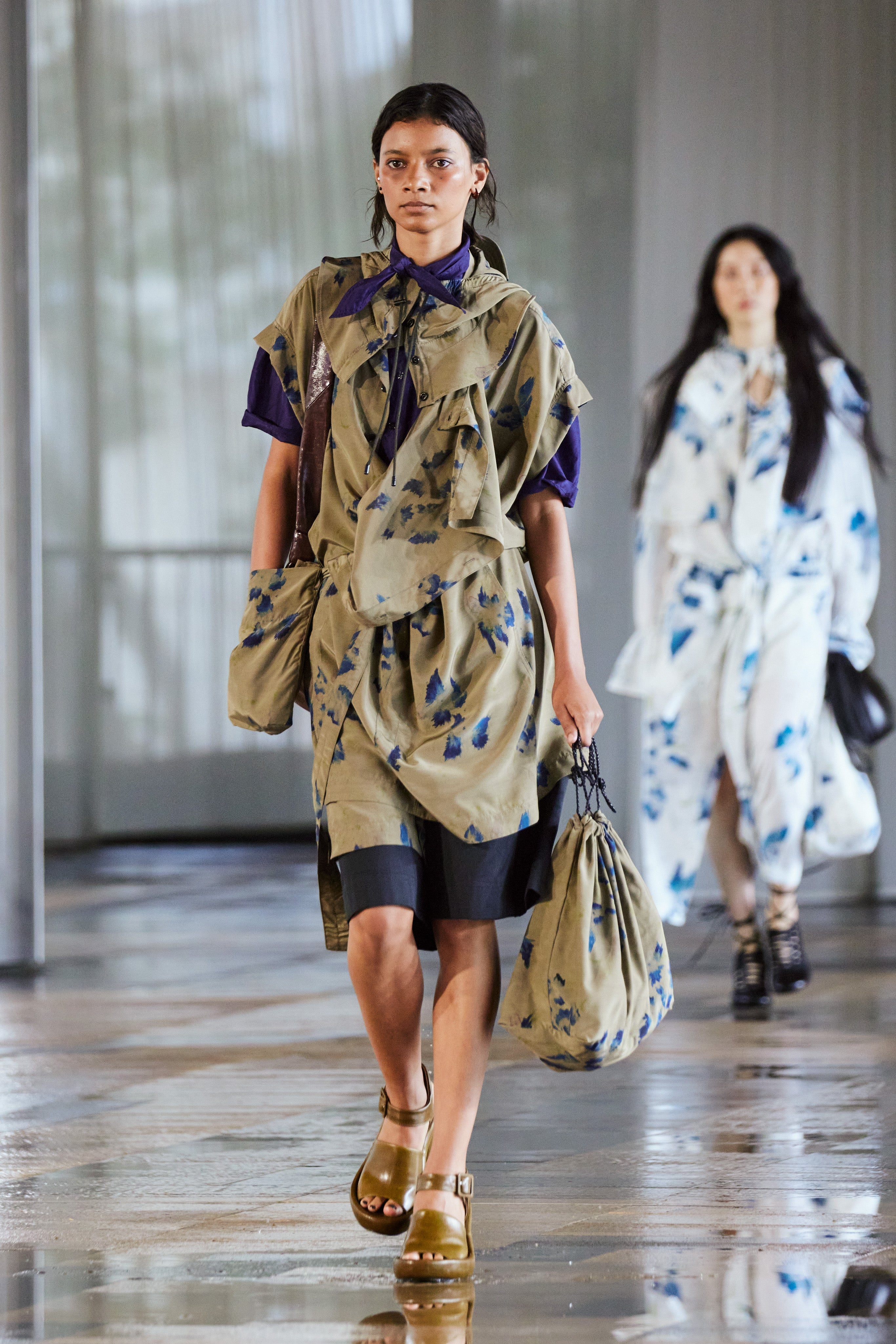 LOOK 14