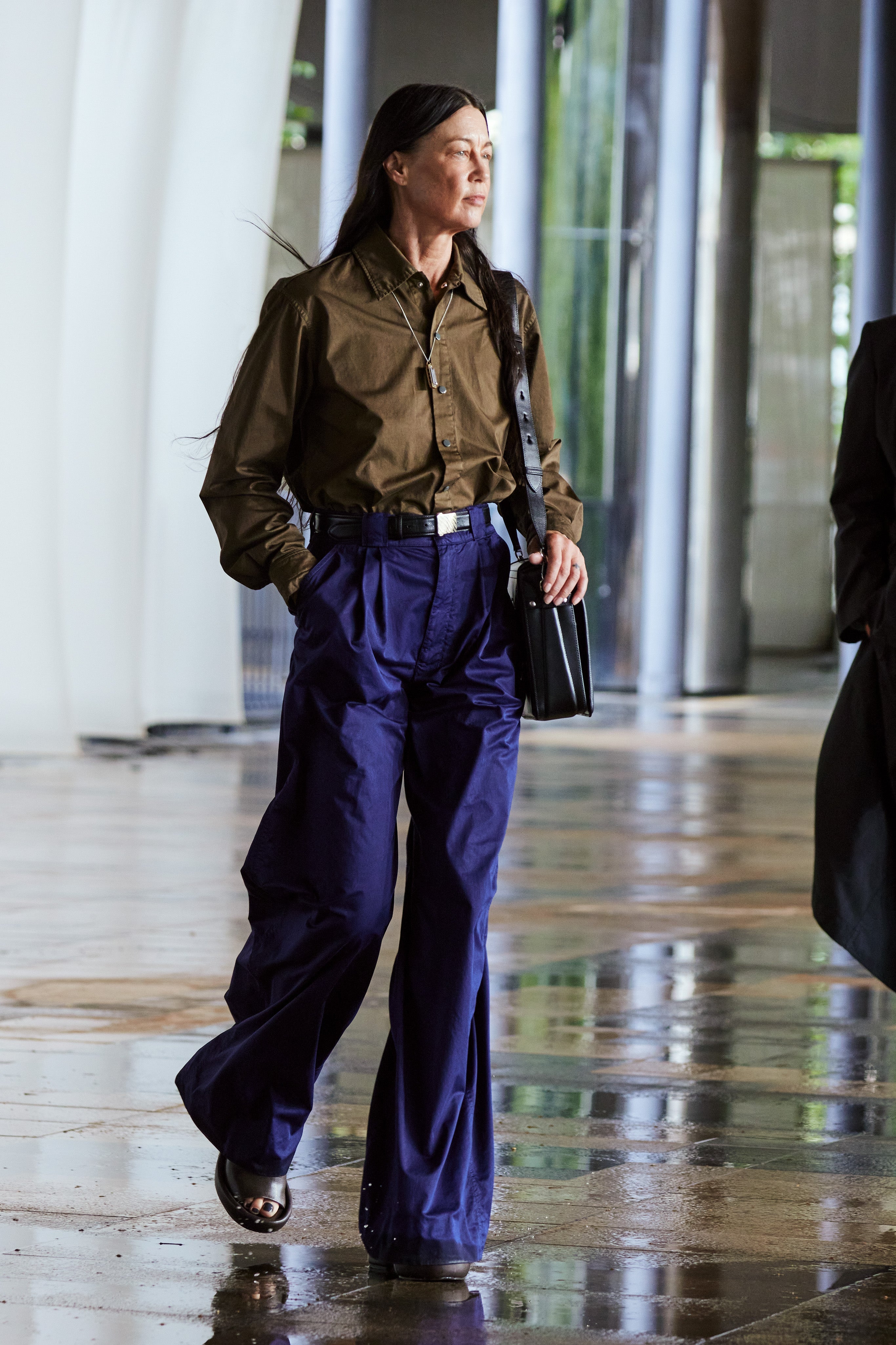 LOOK 18