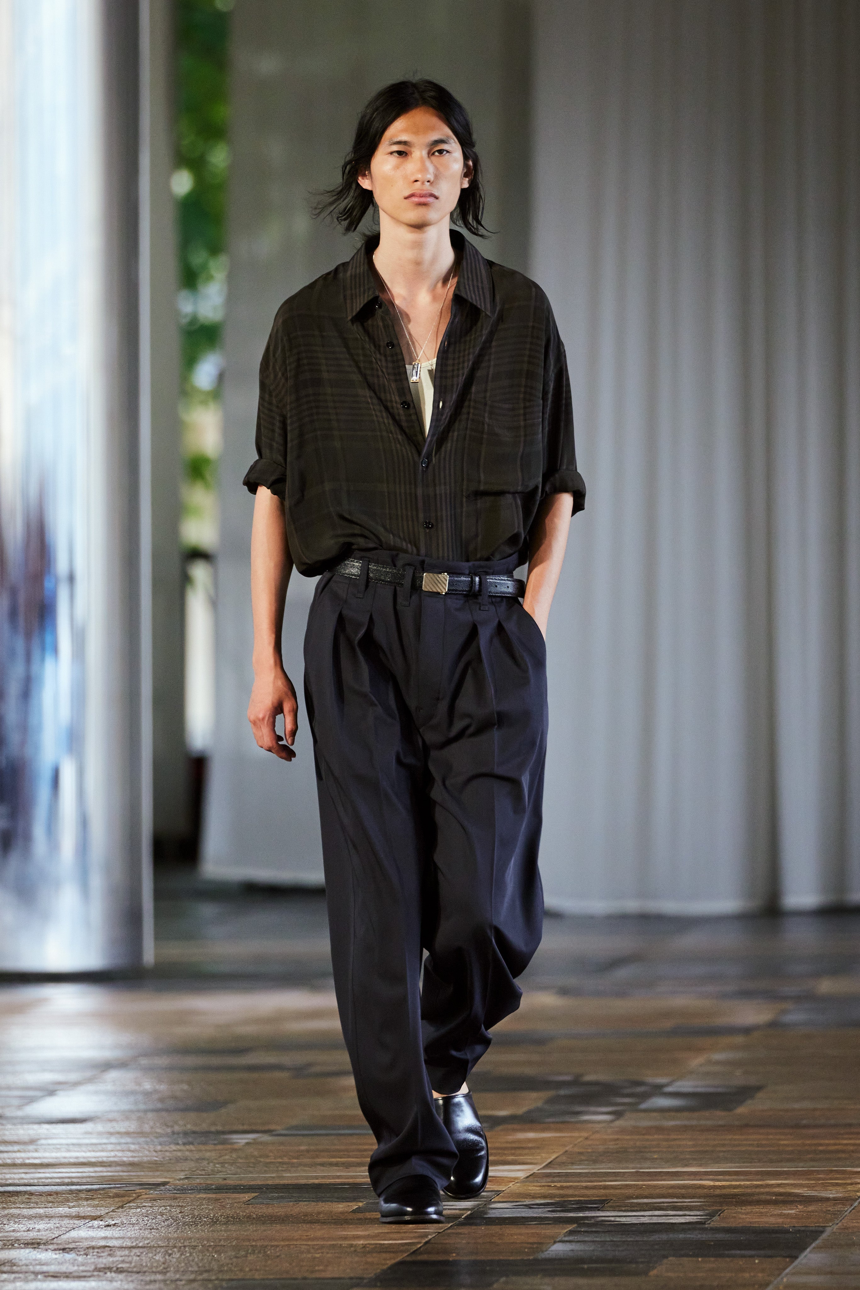 LOOK 22