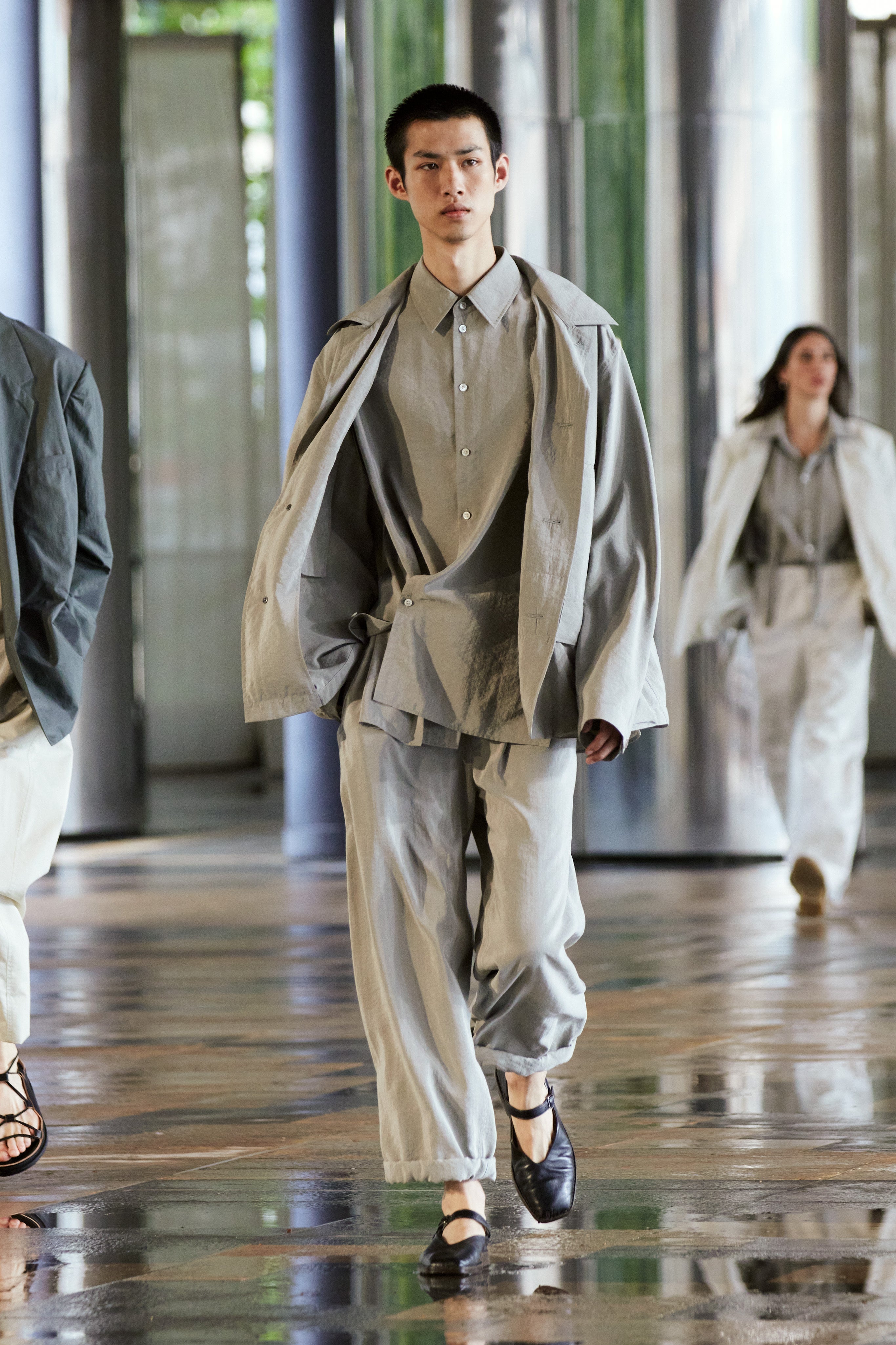 LOOK 36