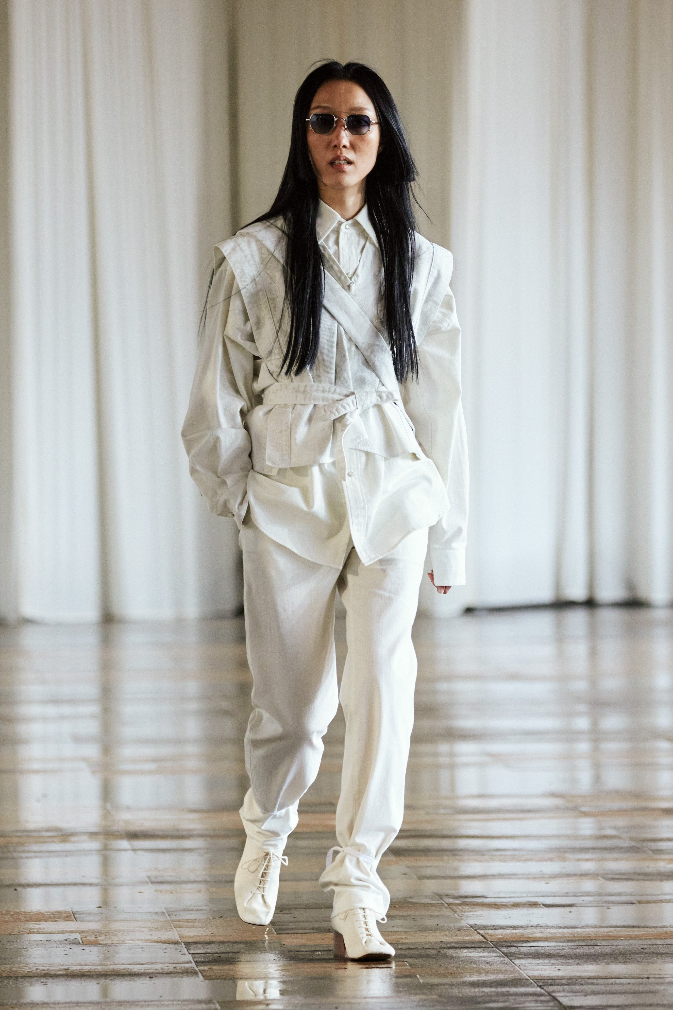 LOOK 38