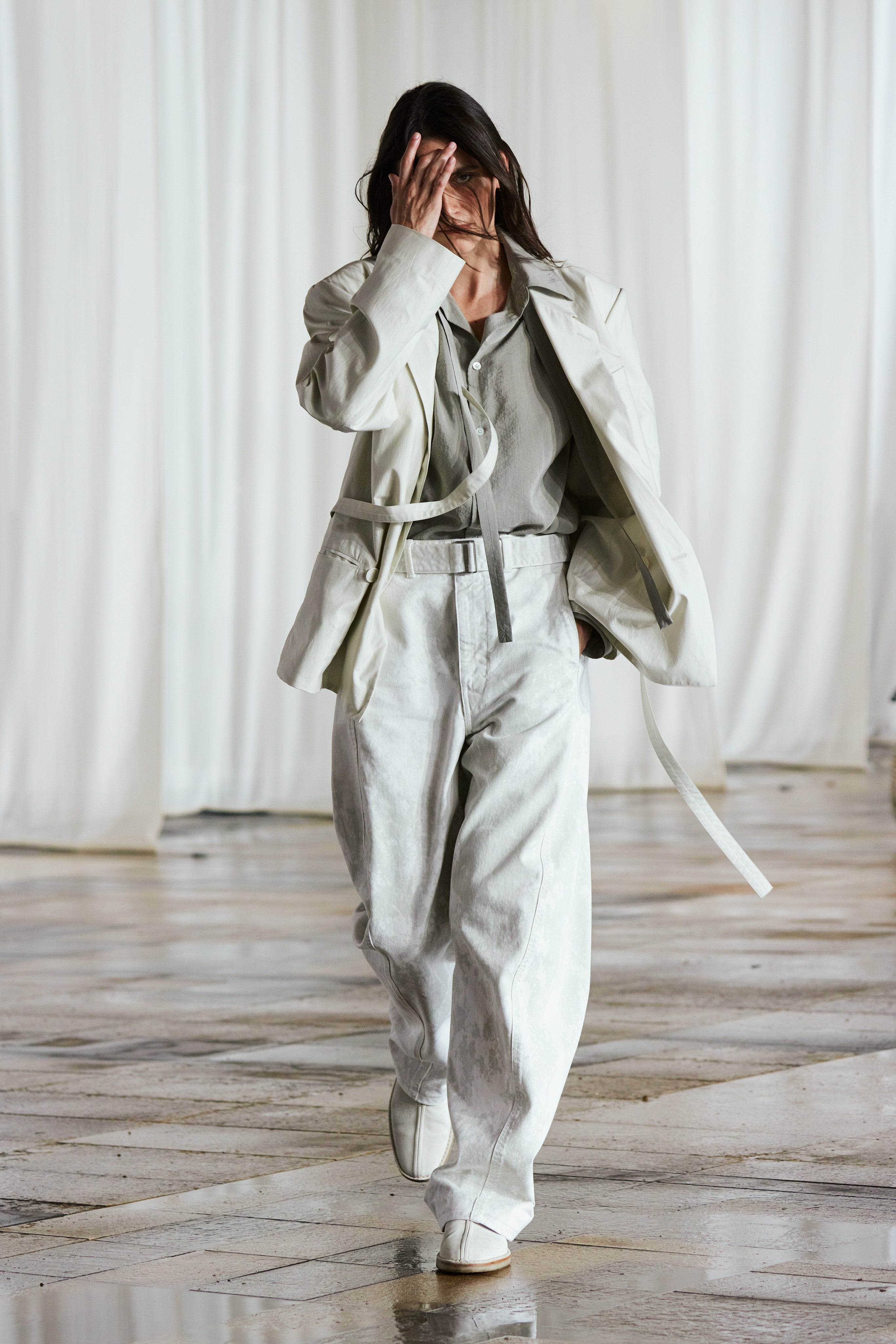 LOOK 39