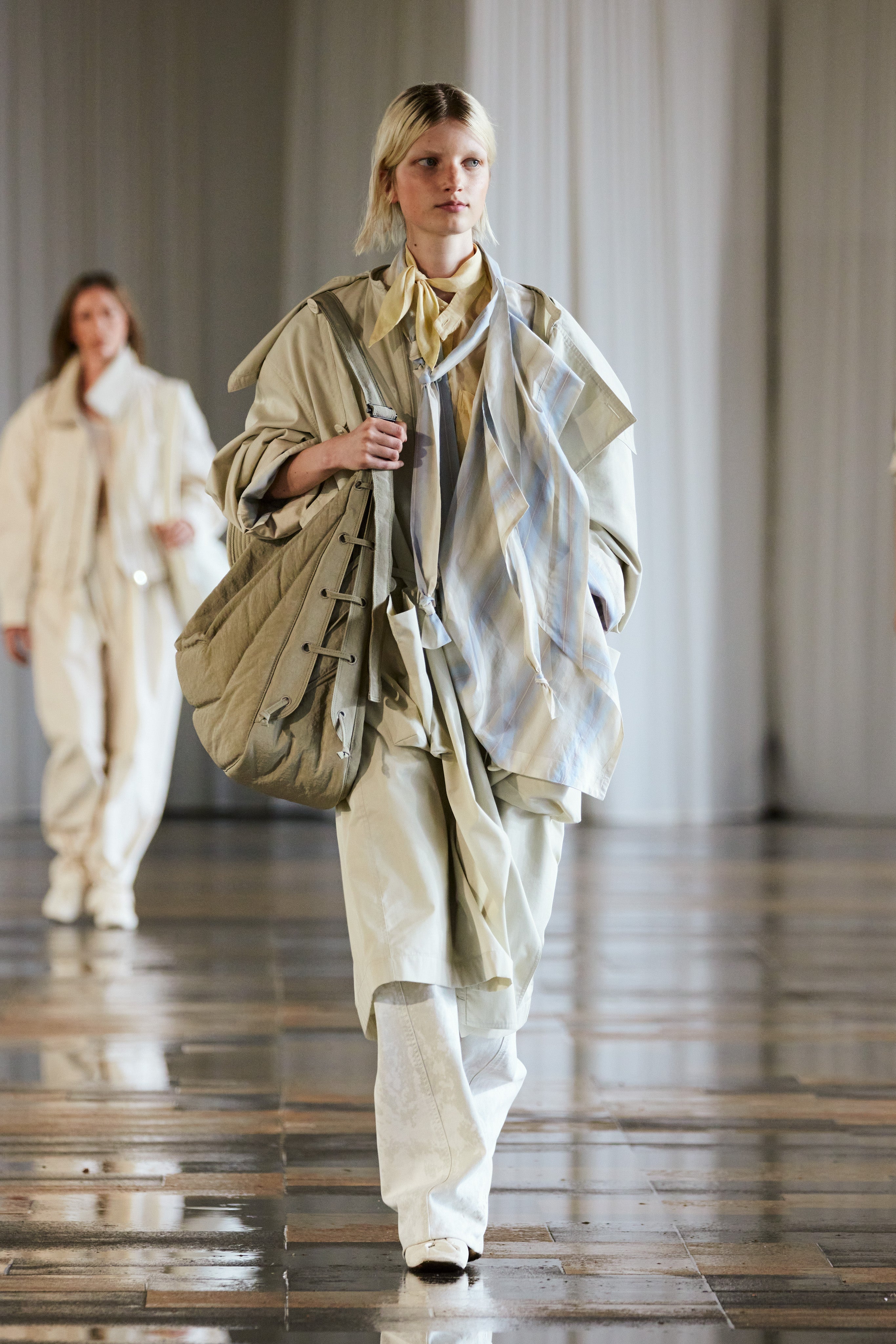LOOK 41