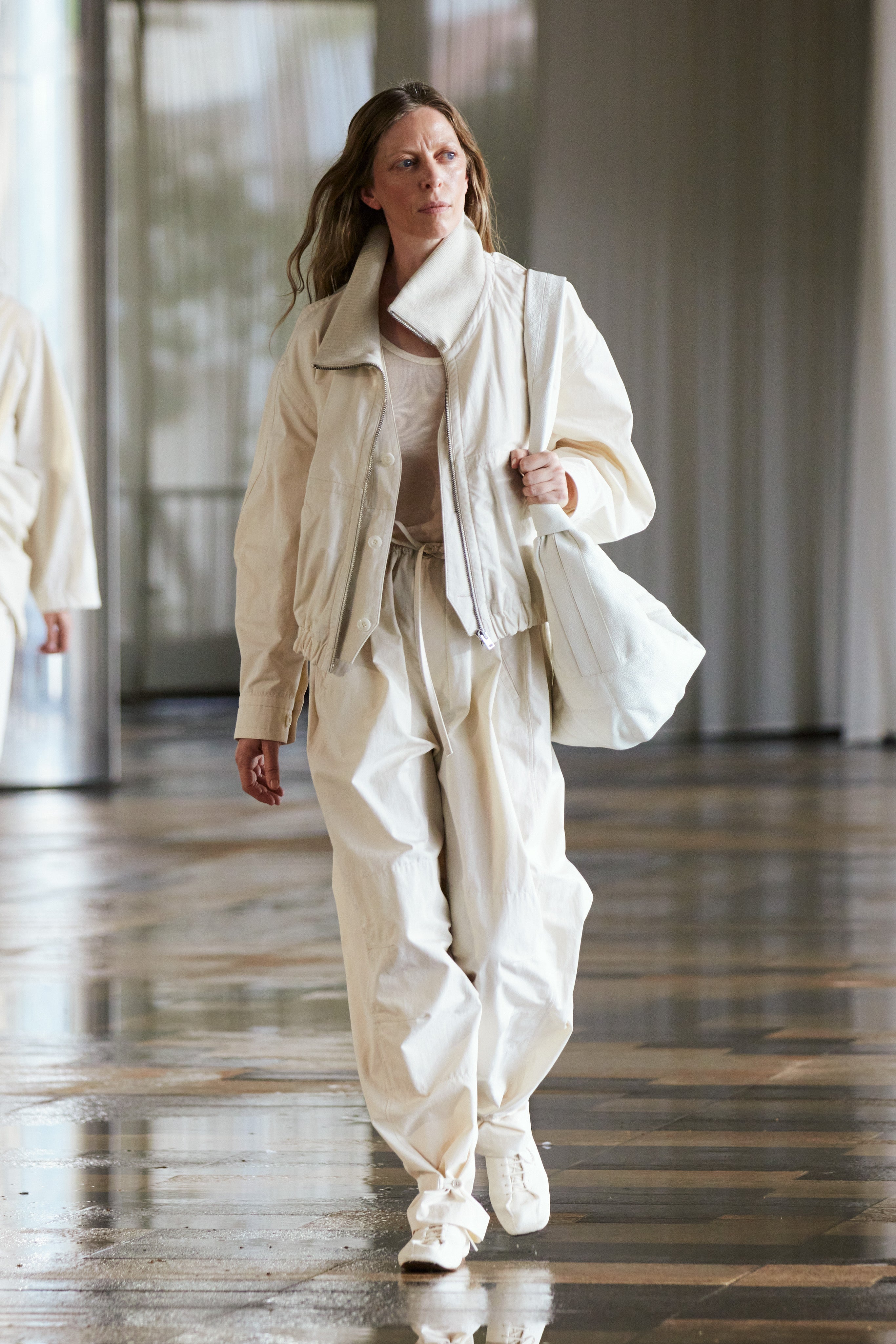 LOOK 43