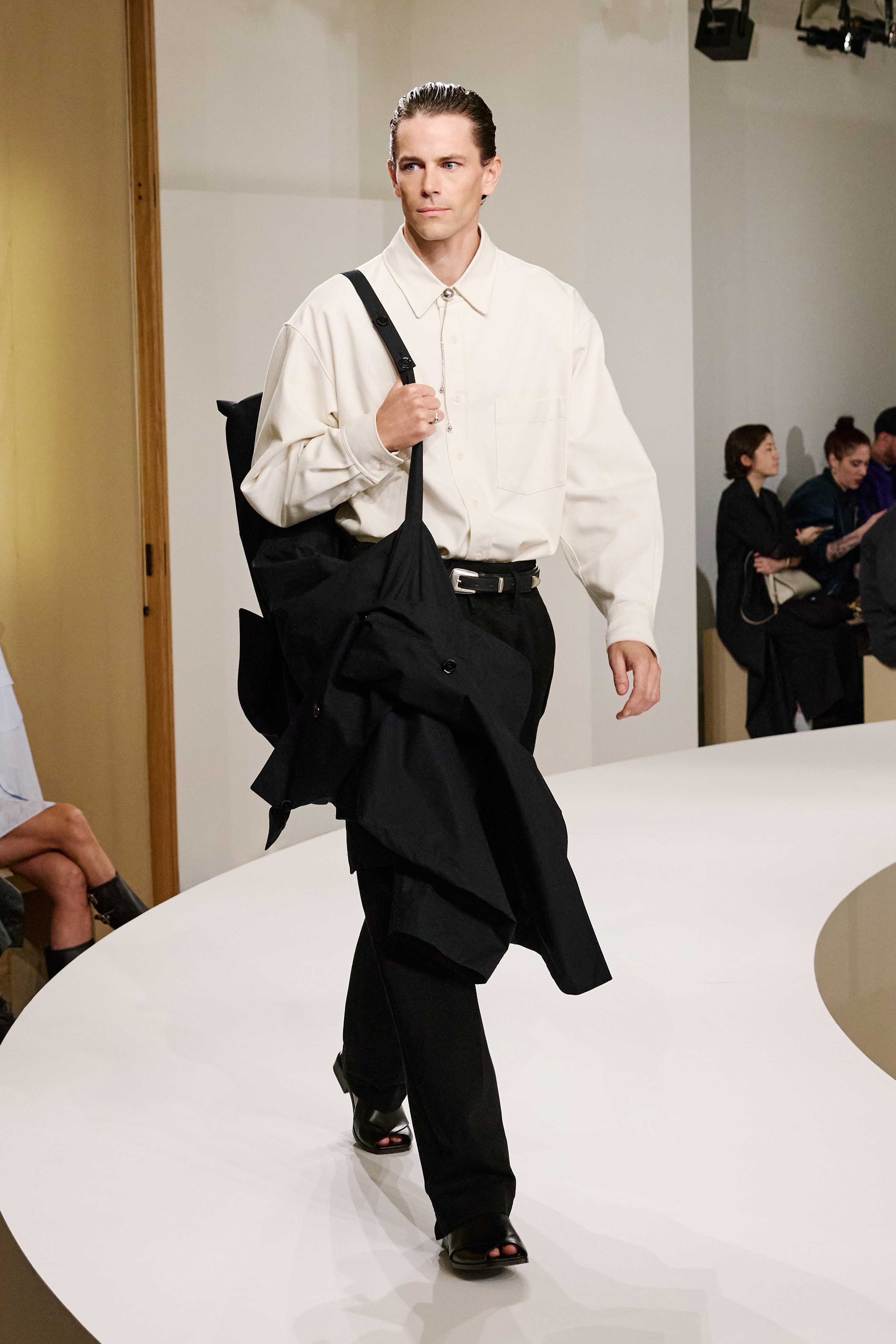 LOOK 2
