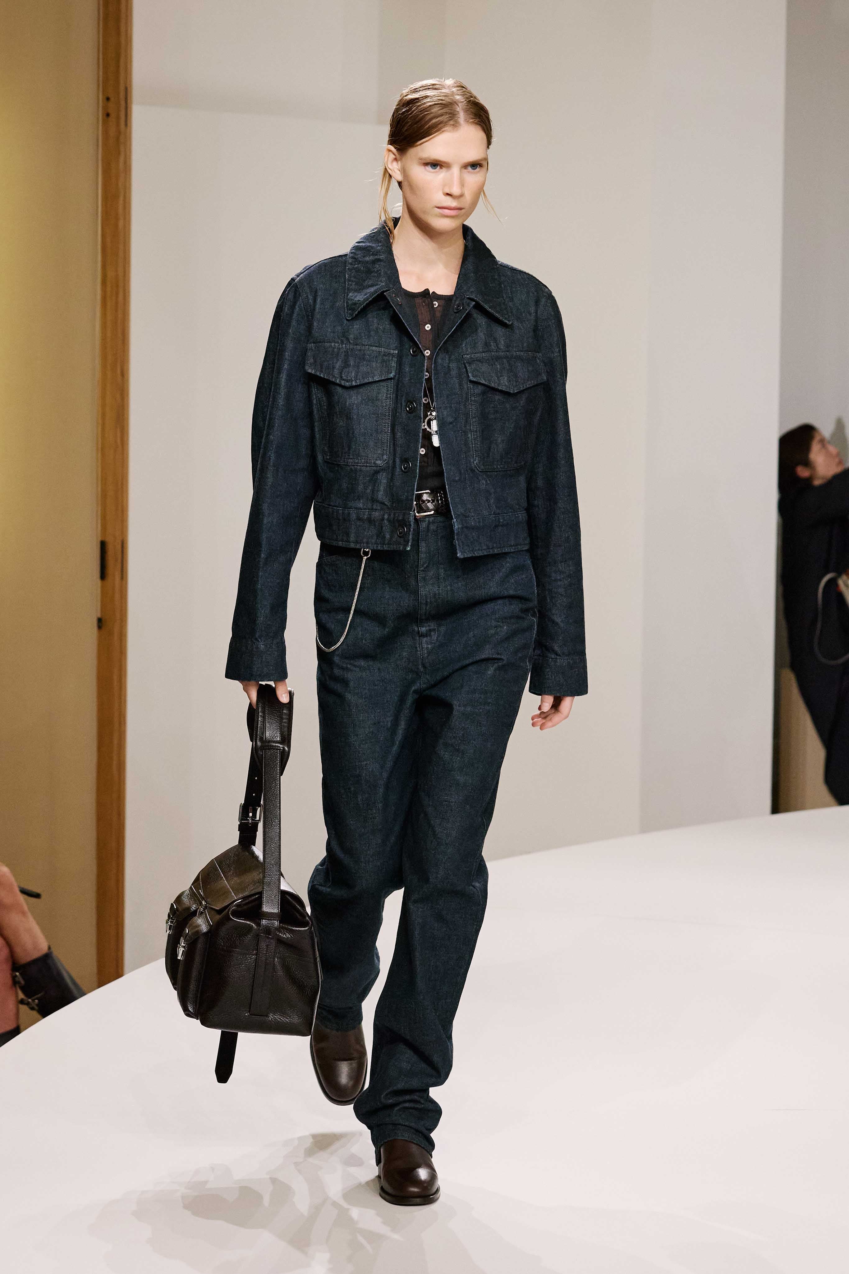 LOOK 14