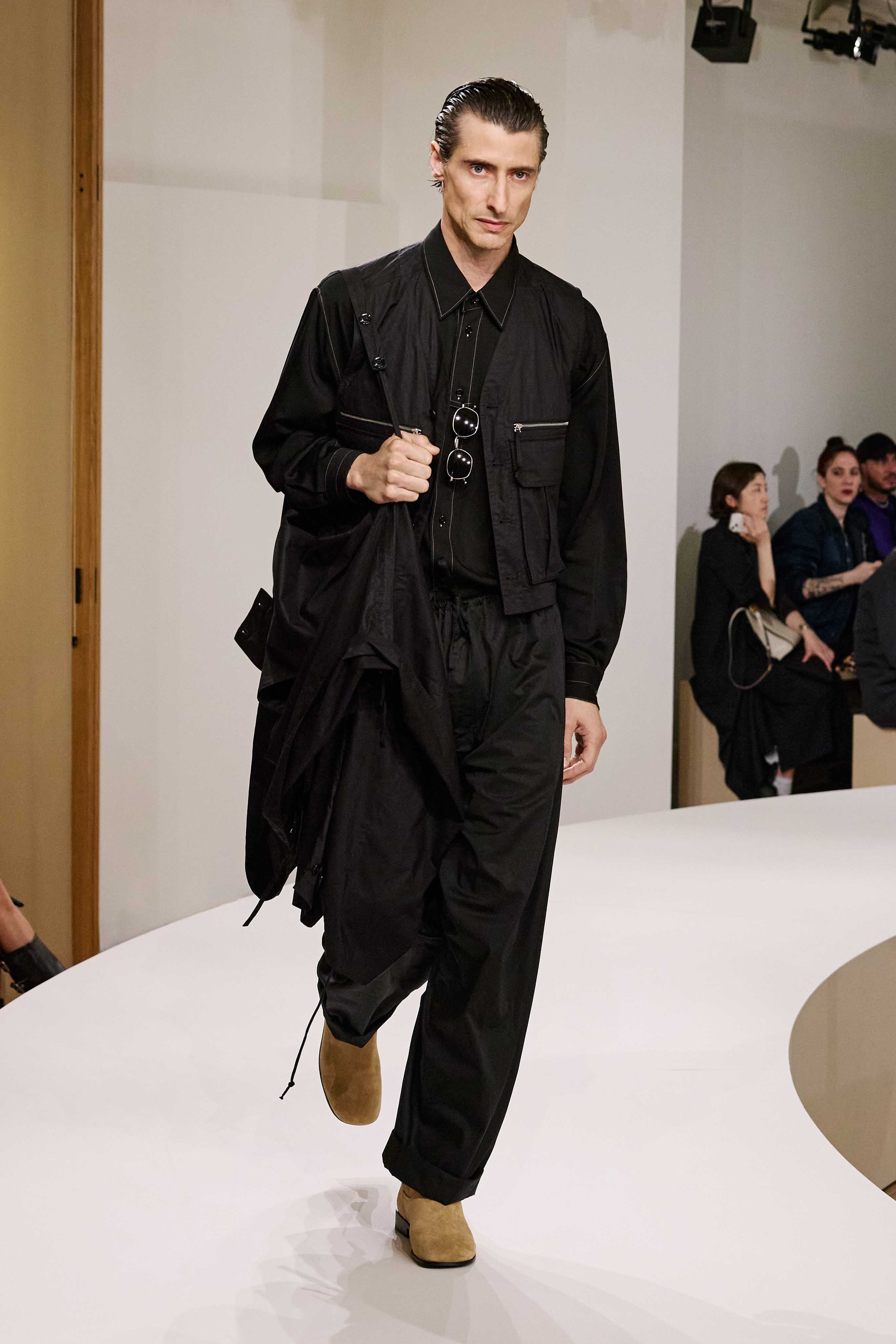 LOOK 25